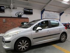 07 07 Peugeot 207 SE HDI 90