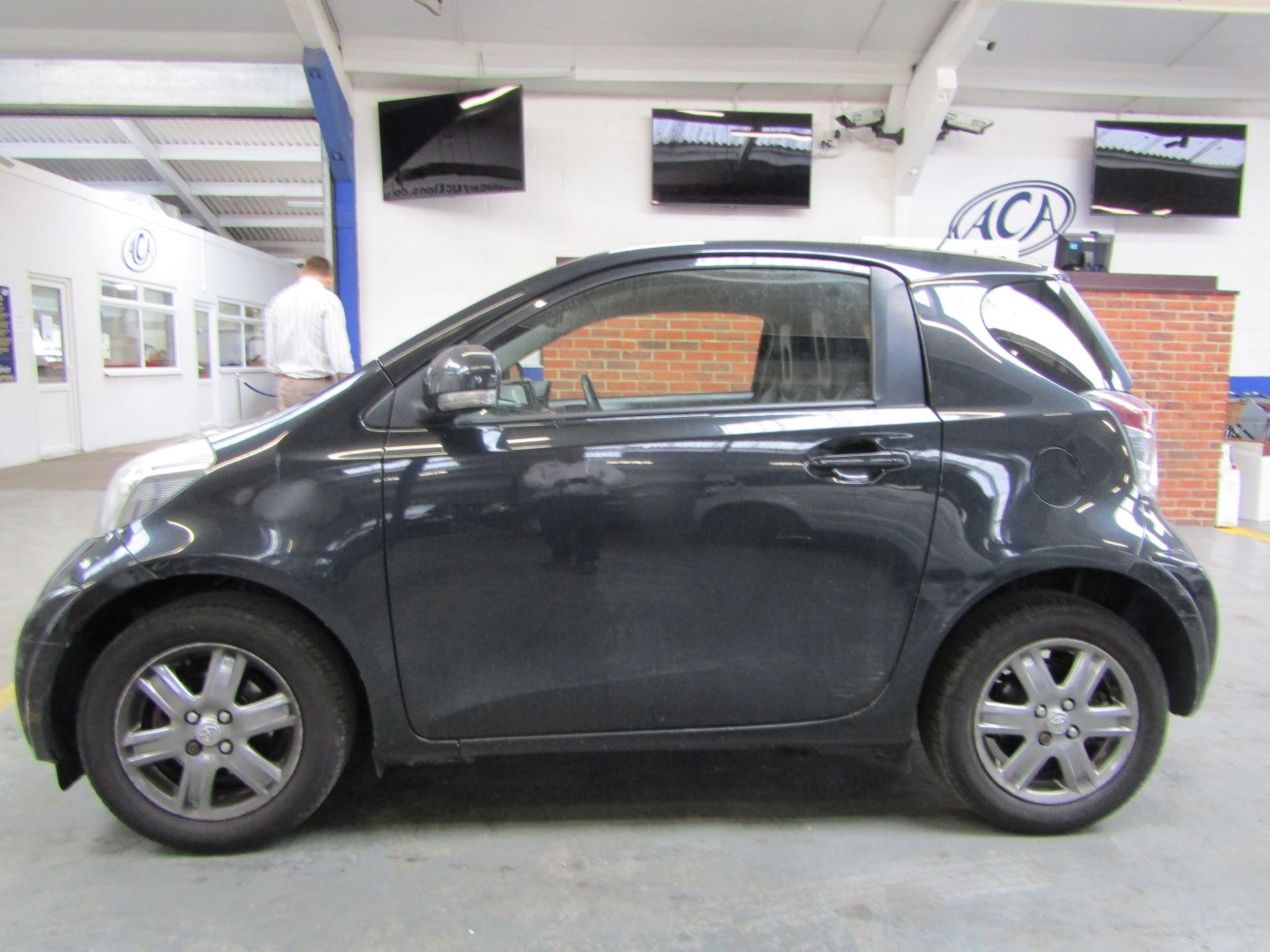 13 13 Toyota IQ2 VVT CVT - Image 27 of 27