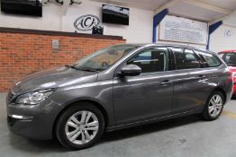 17 17 Peugeot 308 Active SW HDI Blue