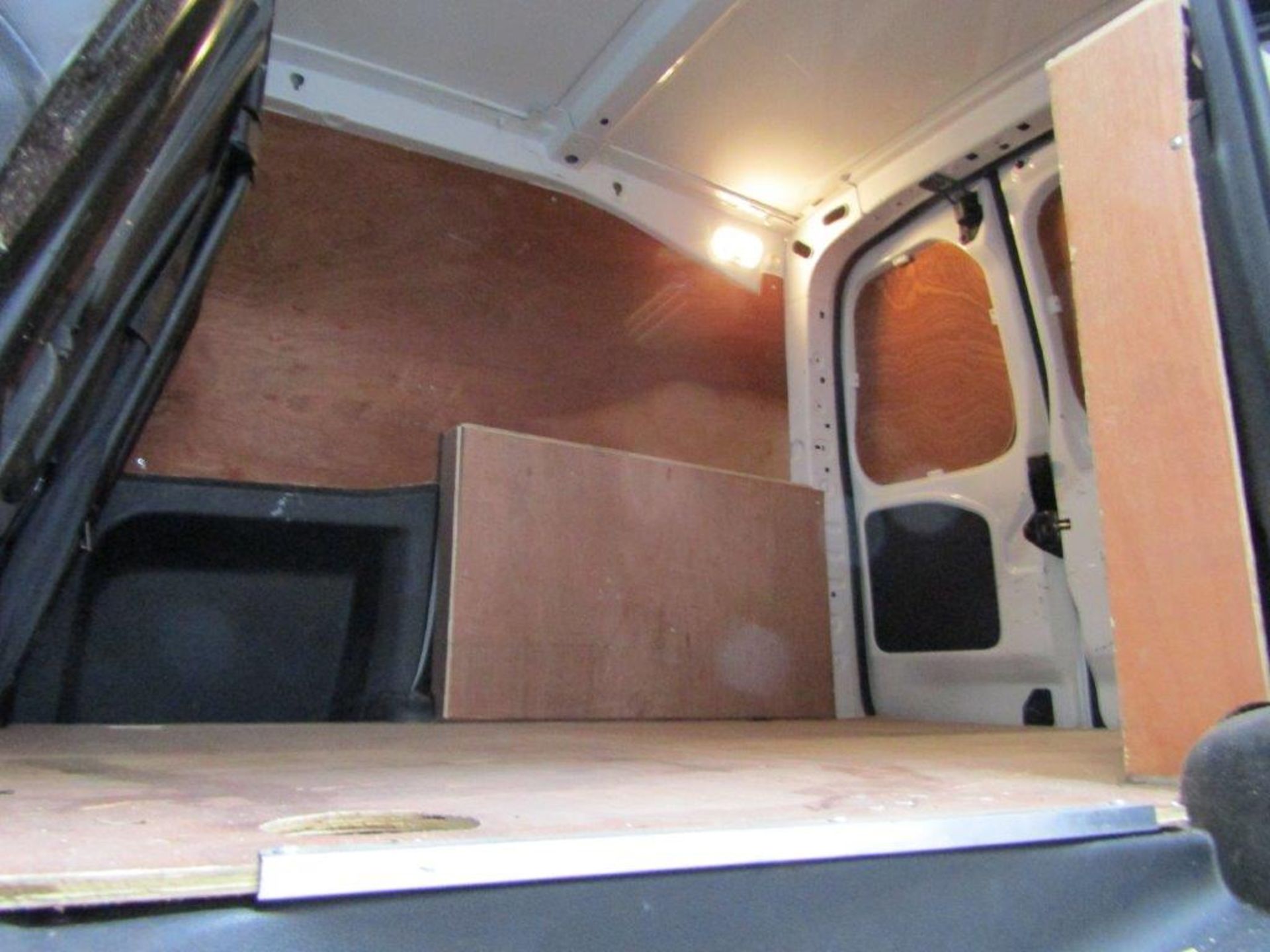 16 16 Citroen Berlingo 625 - Image 24 of 26