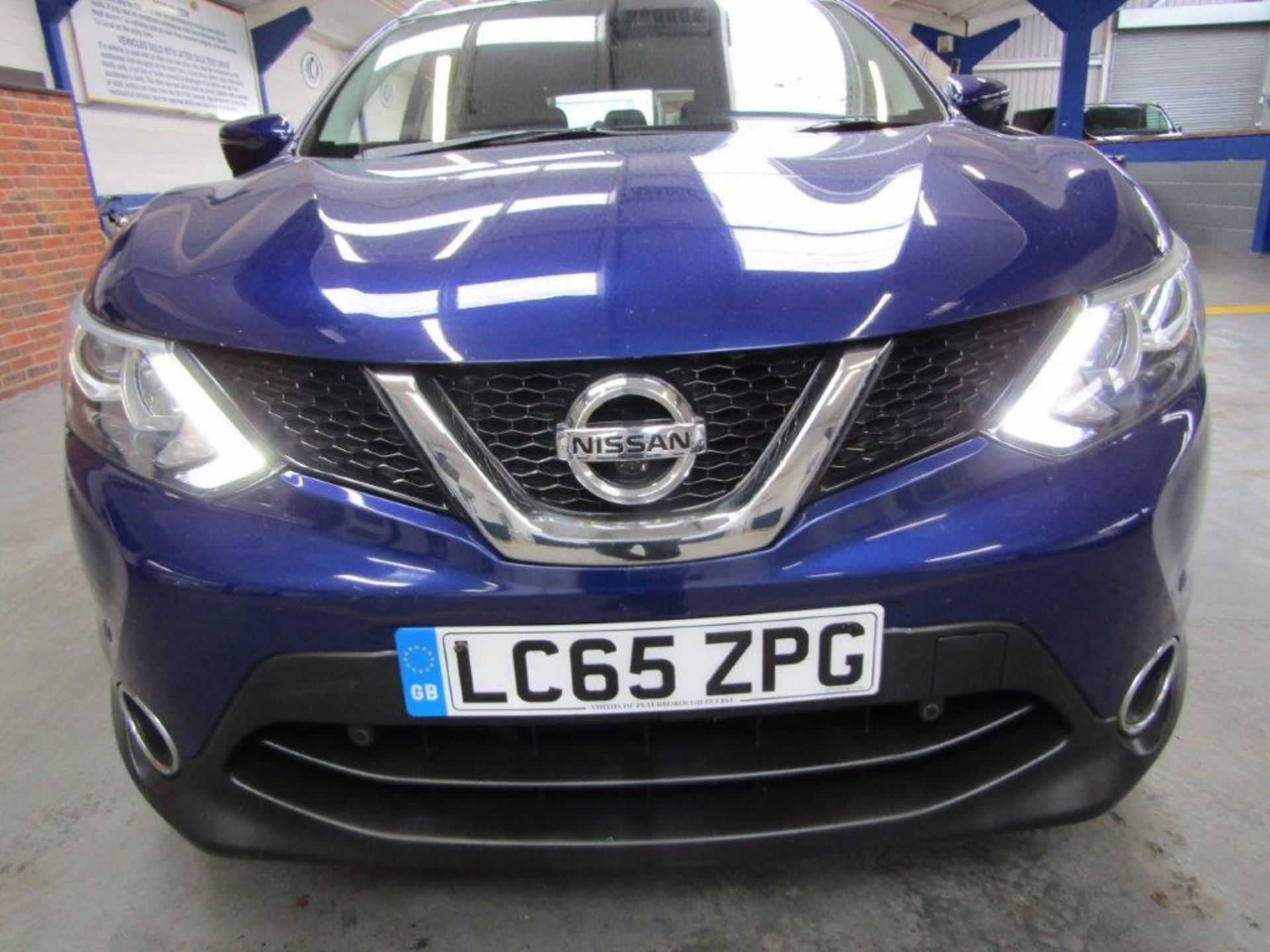 65 16 Nissan Qashqai N-Tec + DCI - Image 2 of 25