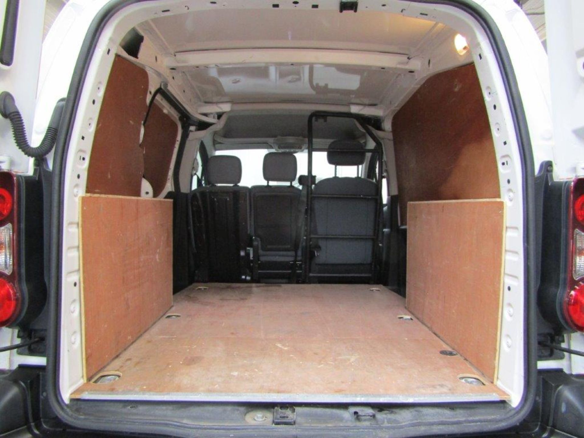 16 16 Citroen Berlingo 625 - Image 23 of 26