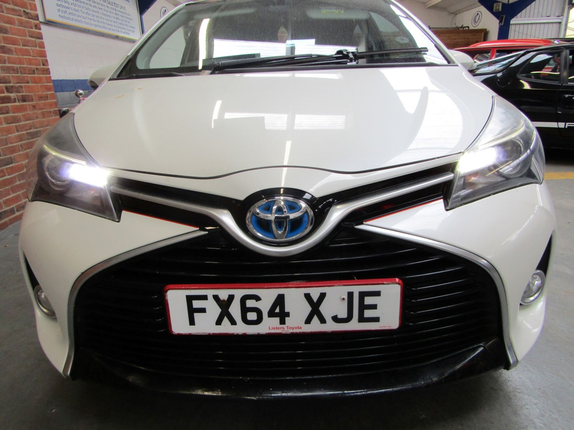 64 14 Toyota Yaris Hybrid Excel - Image 2 of 26