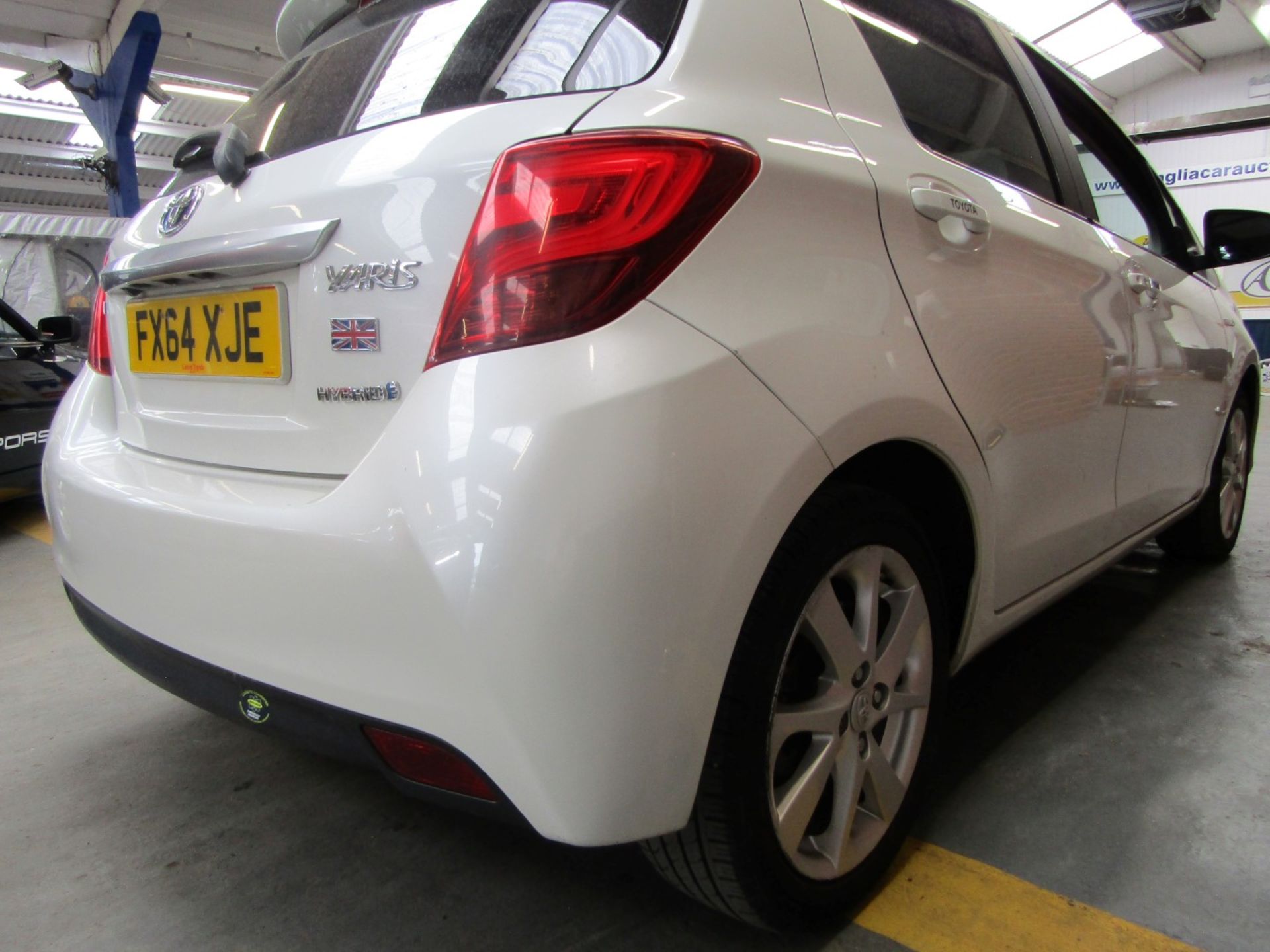 64 14 Toyota Yaris Hybrid Excel - Image 22 of 26