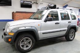 05 05 Jeep Cherokee Renegade CRD