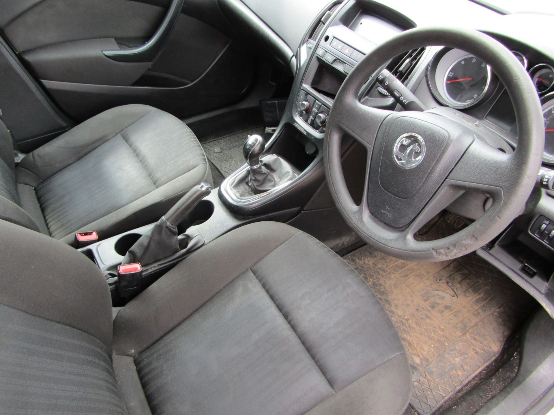 65 15 Vauxhall Astra Emergy-Y Serv - Image 6 of 20