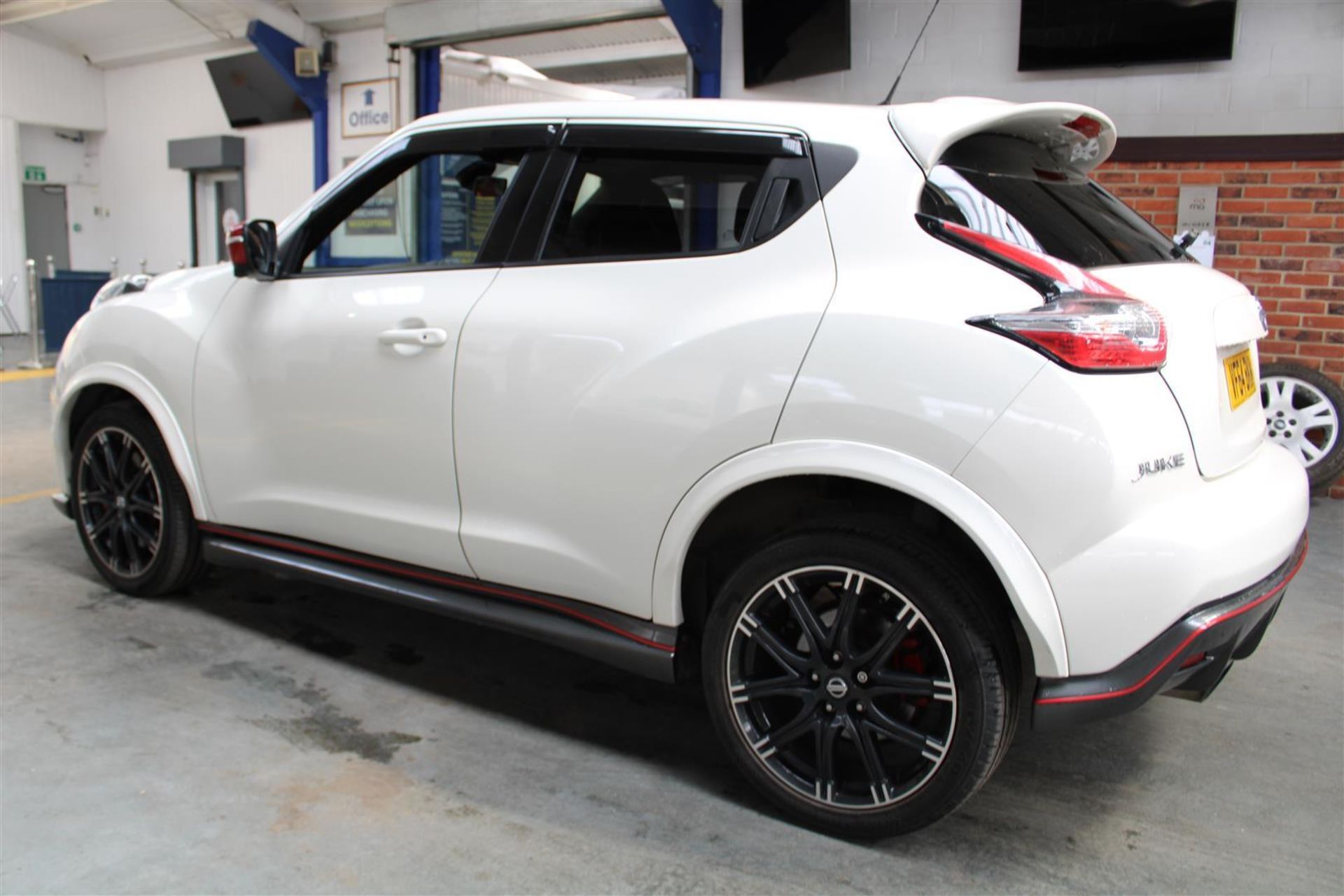 64 15 Nissan Juke Nismo RS DIG-T - Image 35 of 36