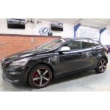 66 16 Volvo V40 R-Design D2