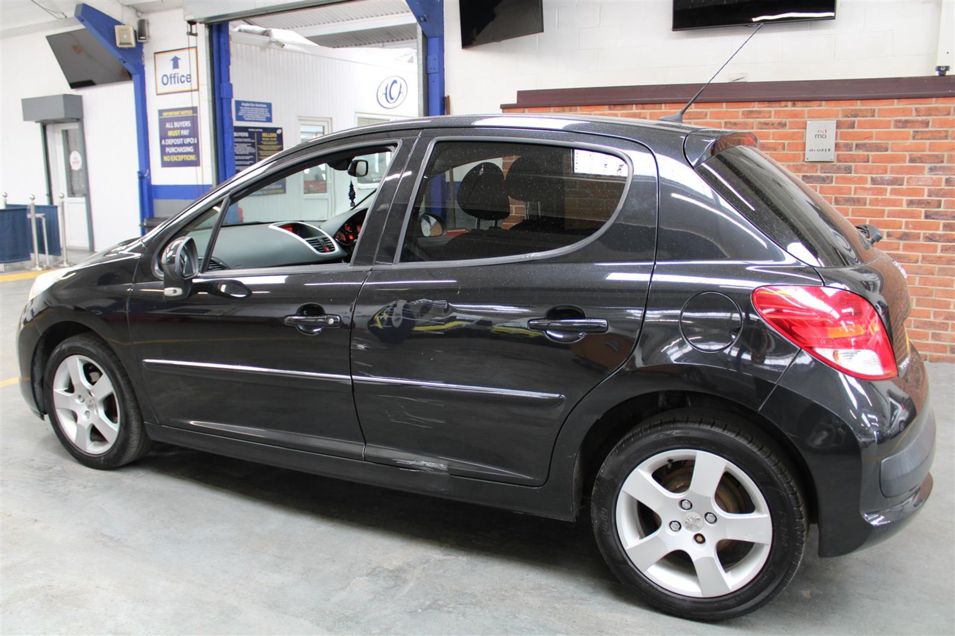 60 10 Peugeot 207 Sport HDI 92 - Image 32 of 35