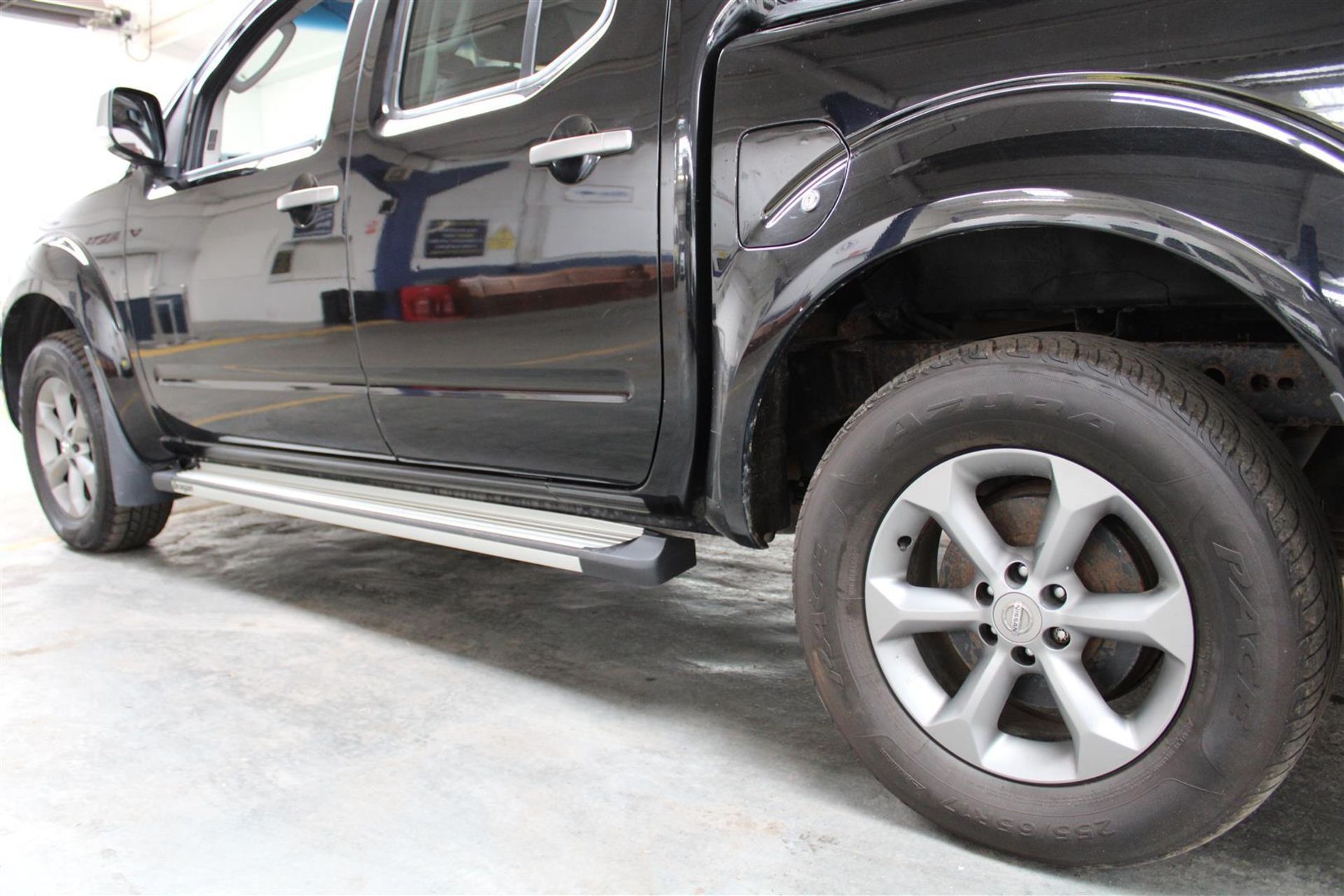 62 12 Nissan Navara Platinum DCI - Image 37 of 40