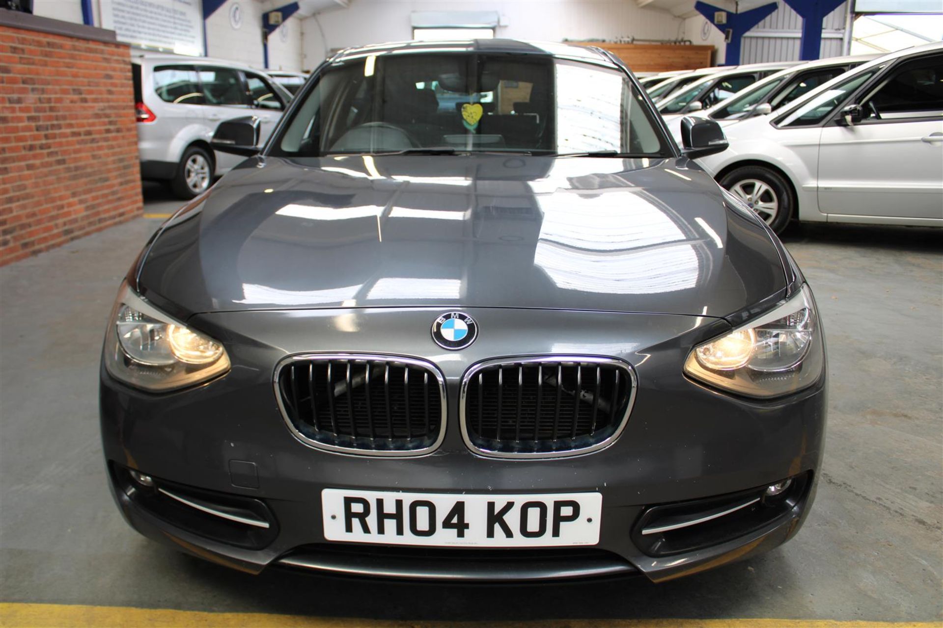 12 12 BMW 114I Sport - Image 2 of 29