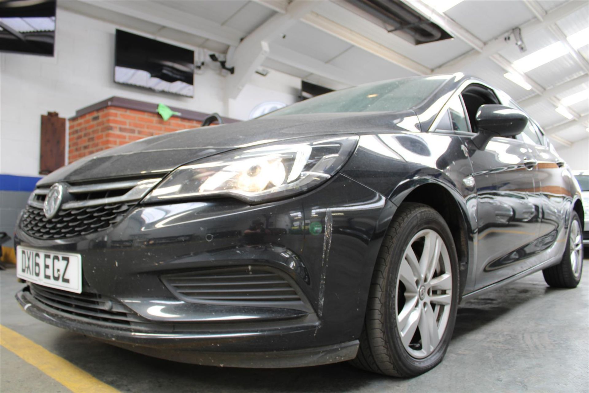 16 16 Vauxhall Astra Tech Line CDTI - Image 14 of 34