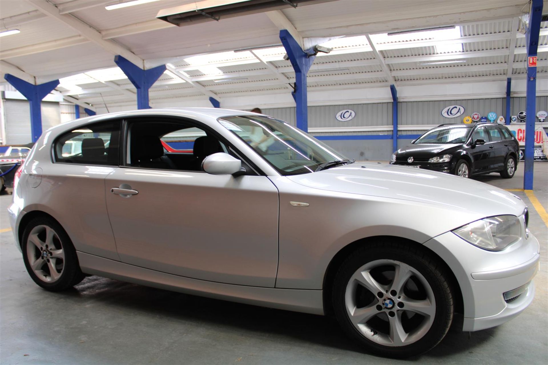 09 59 BMW 118D Sport - Image 28 of 34