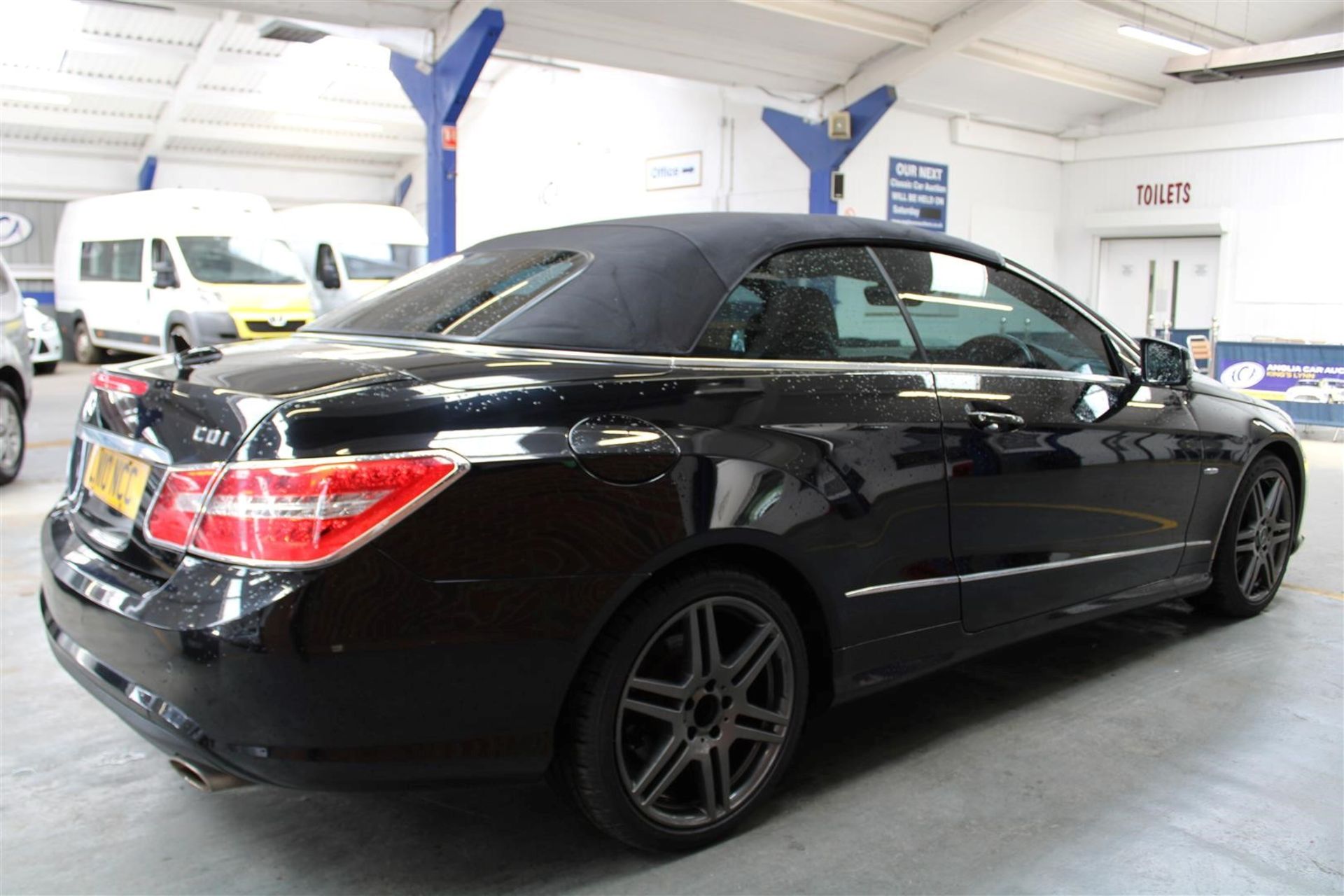 10 10 Mercedes E350 Spt CDI Blue - Image 35 of 39