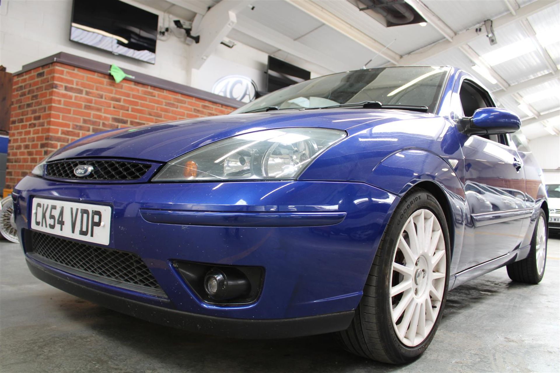 54 04 Ford Focus ST170 - Image 8 of 33