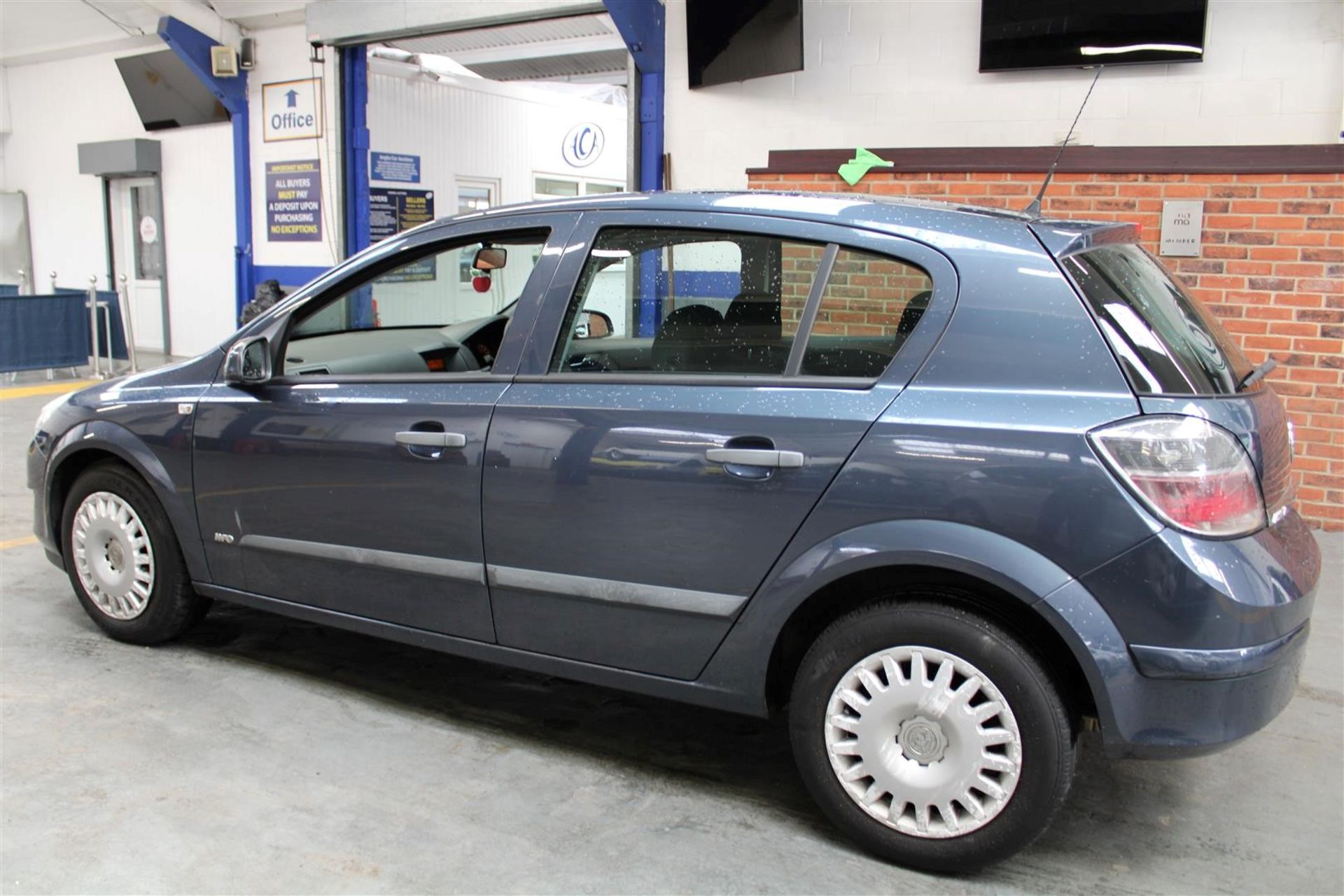 61 11 Jeep Compass Sport Plus CRD - Image 31 of 32