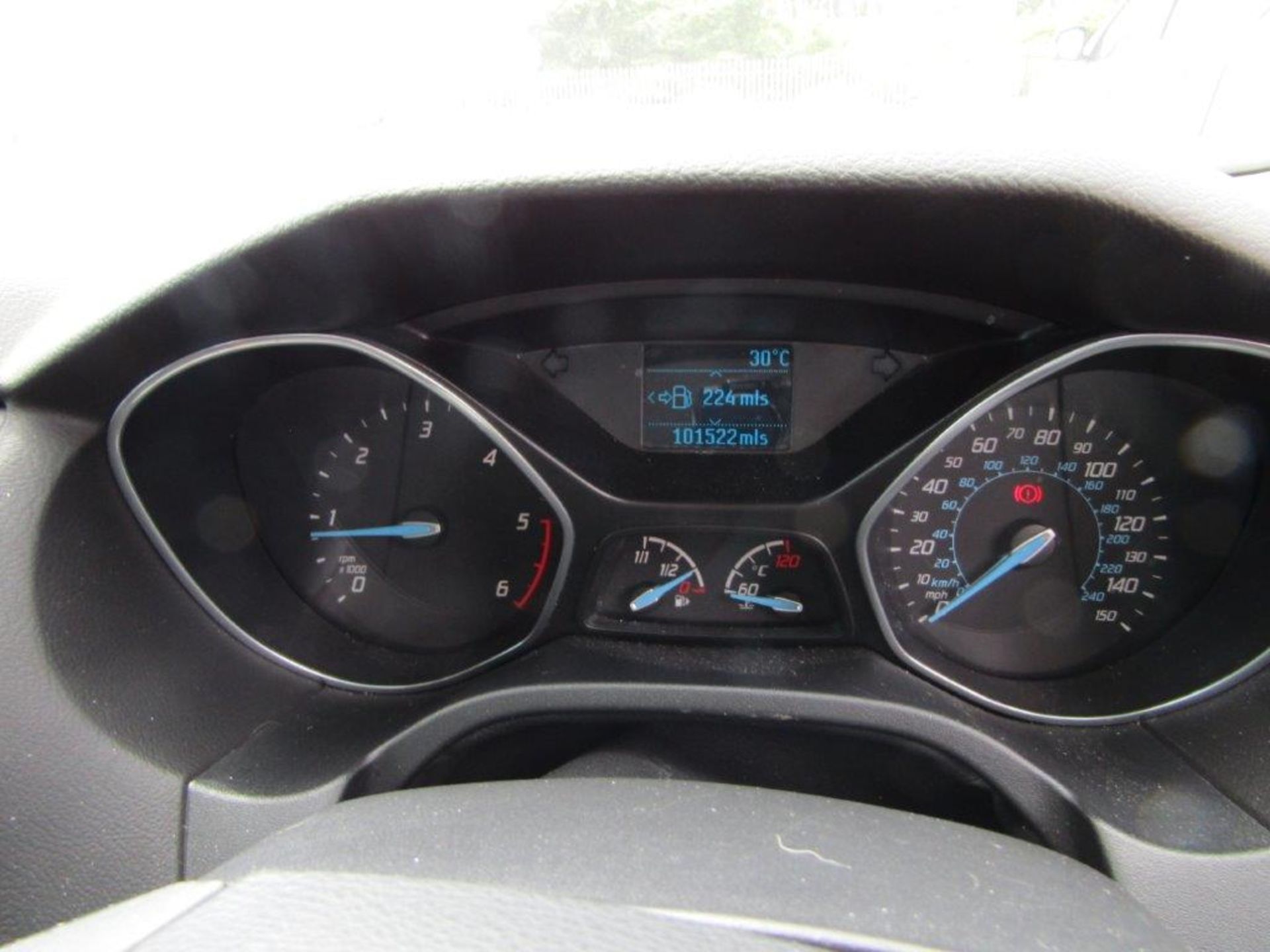 64 14 Ford Focus Zetec TDCI - Image 18 of 27