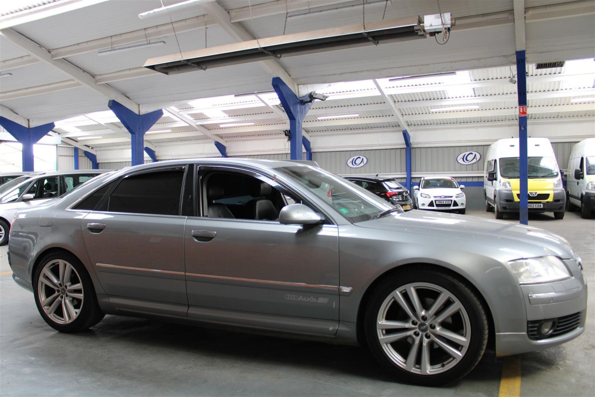 56 06 Audi A8 Sport TDI Quattro - Image 30 of 40