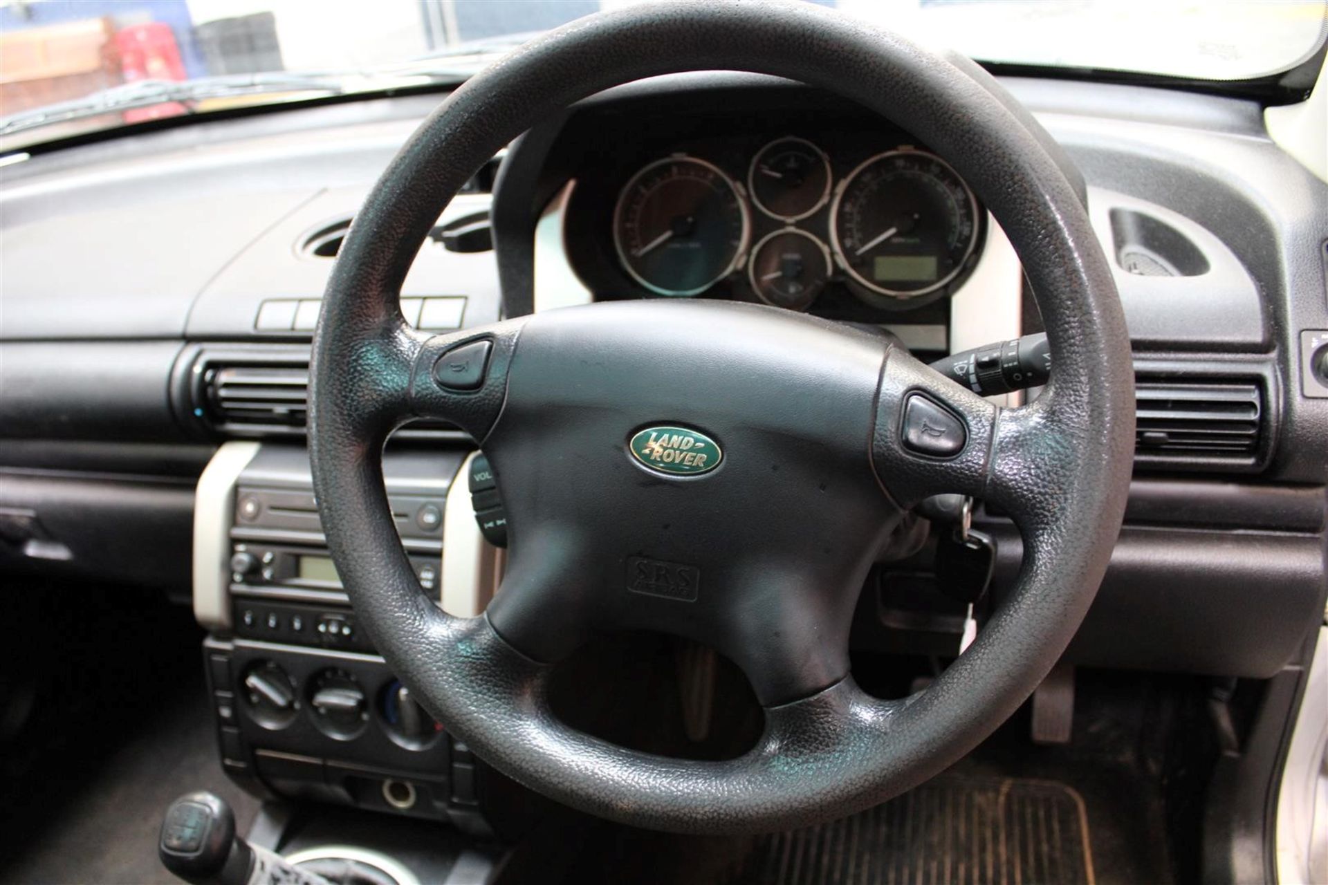 04 04 L/Rover Freelander TD4 S - Image 15 of 33