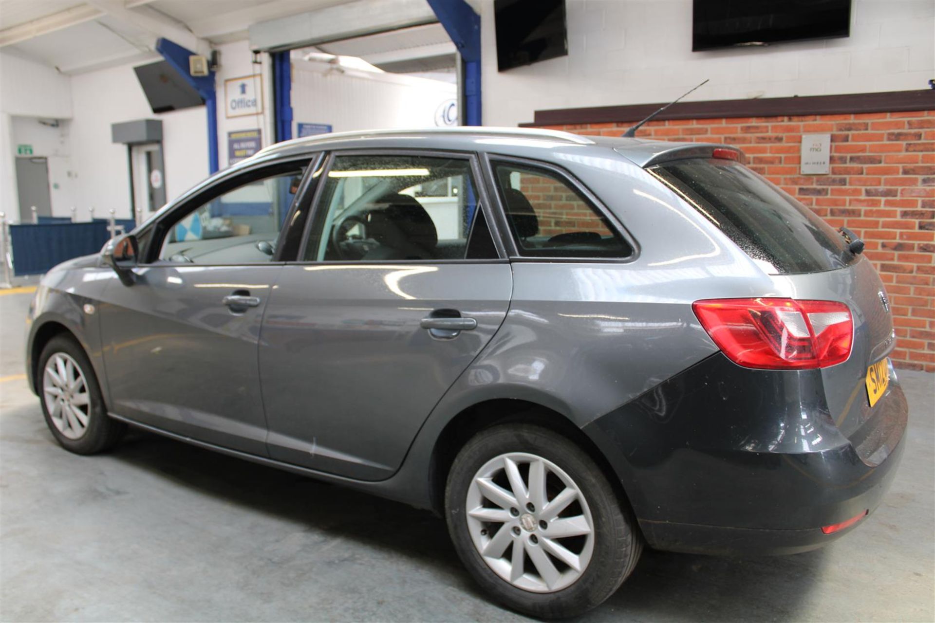 12 12 Seat Ibiza SE CR Eco TDI - Image 26 of 27