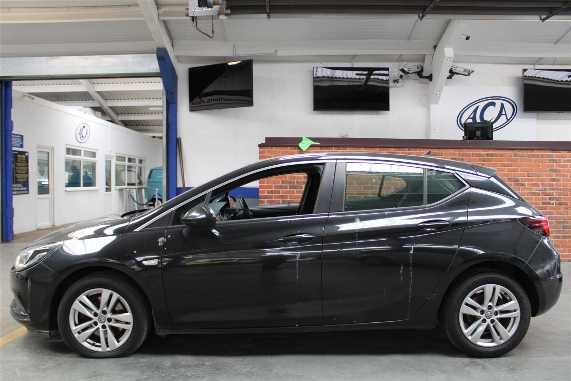 16 16 Vauxhall Astra Tech Line CDTI - Image 4 of 34