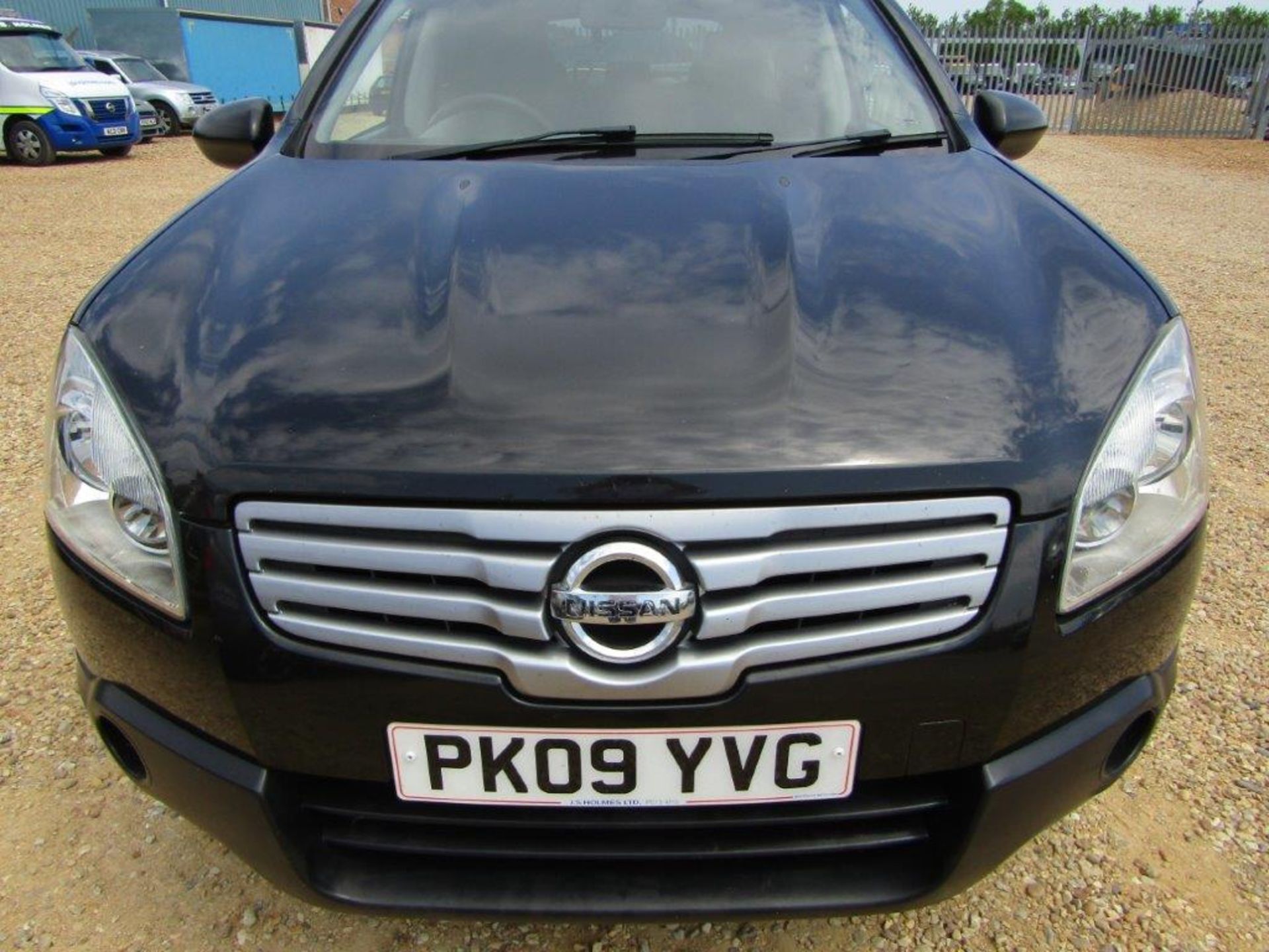 09 09 Nissan Qashqai Visia +2 - Image 2 of 21