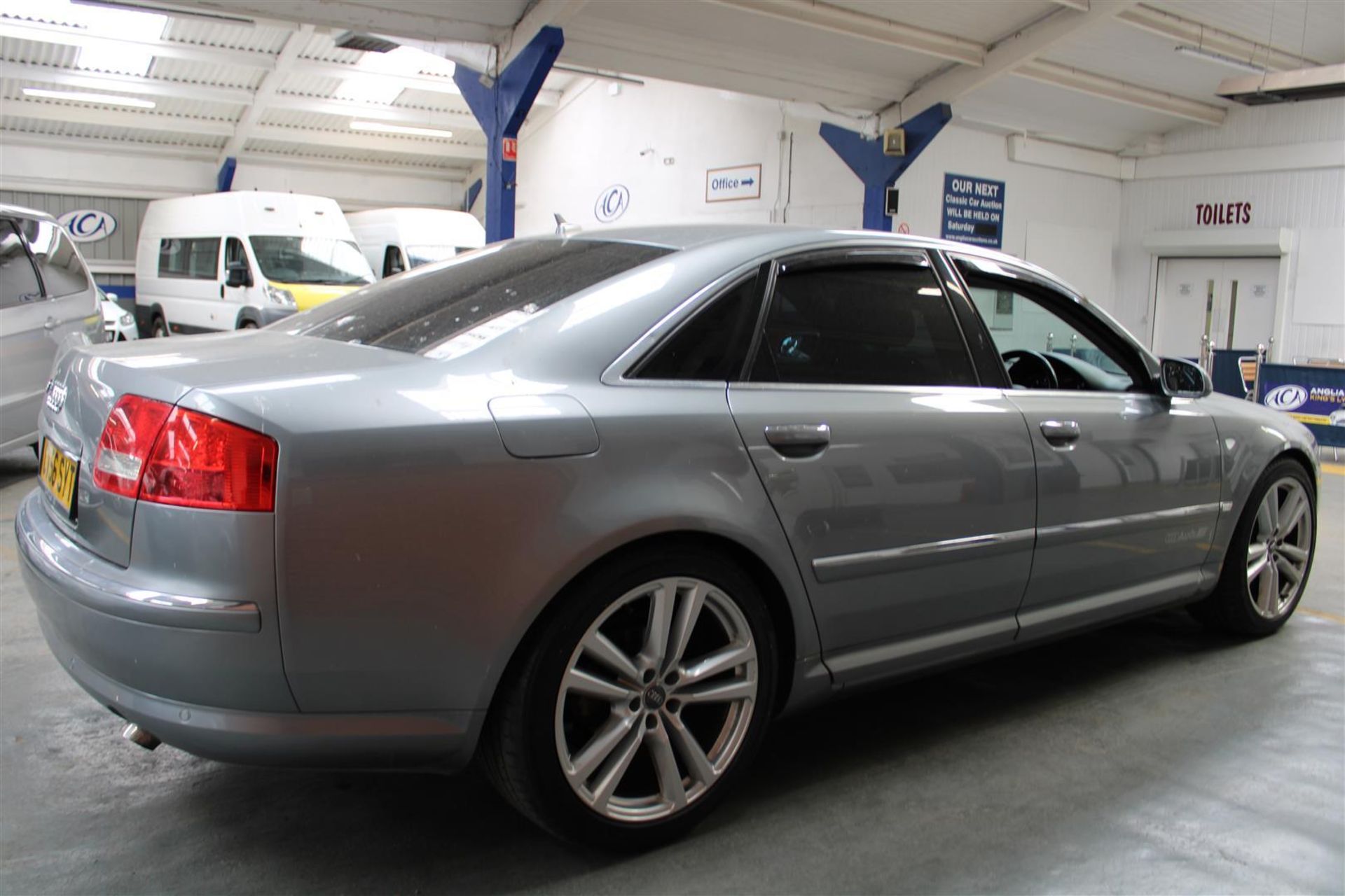 56 06 Audi A8 Sport TDI Quattro - Image 33 of 40