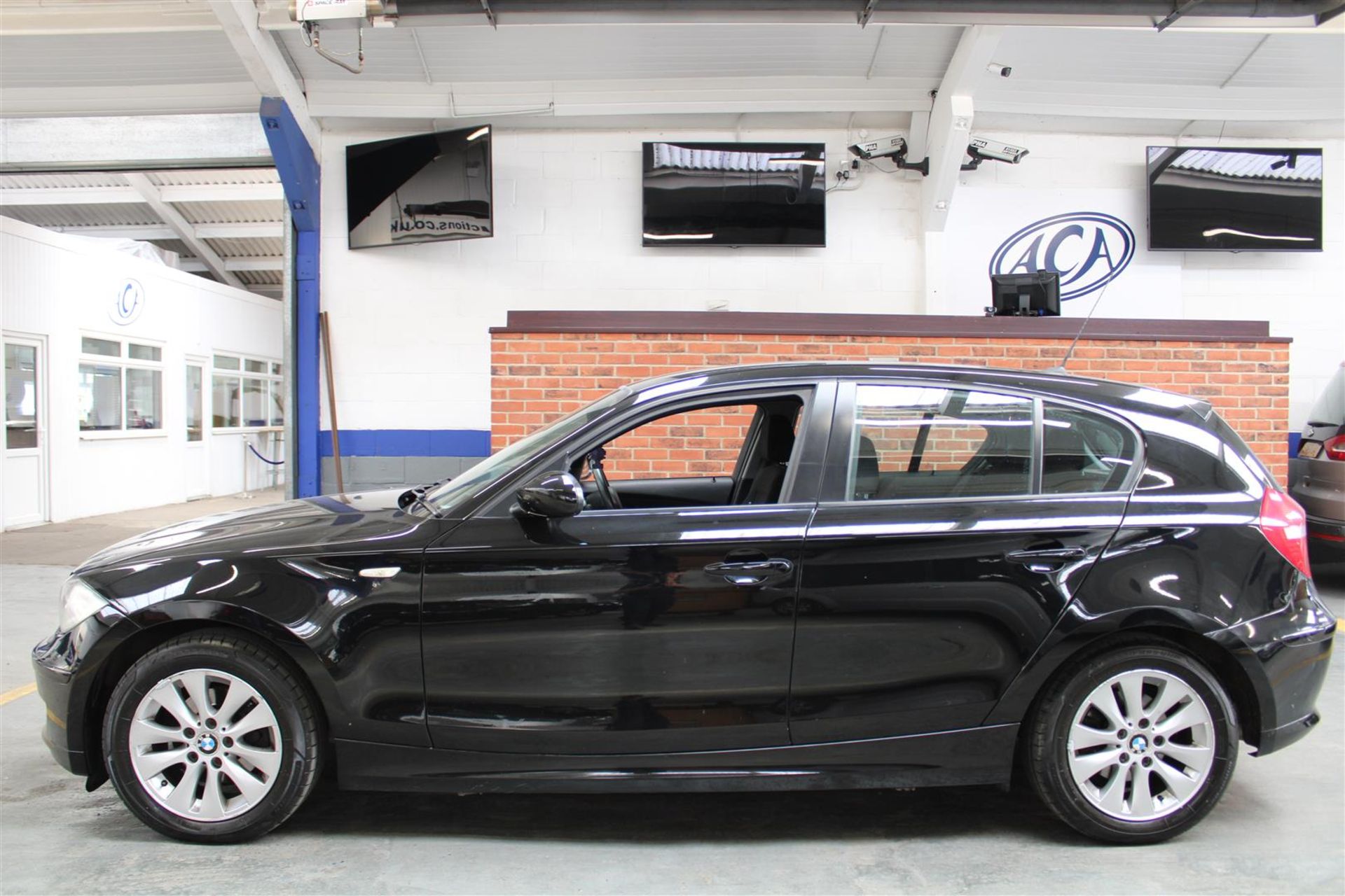 57 07 BMW 116I ES - Image 33 of 33