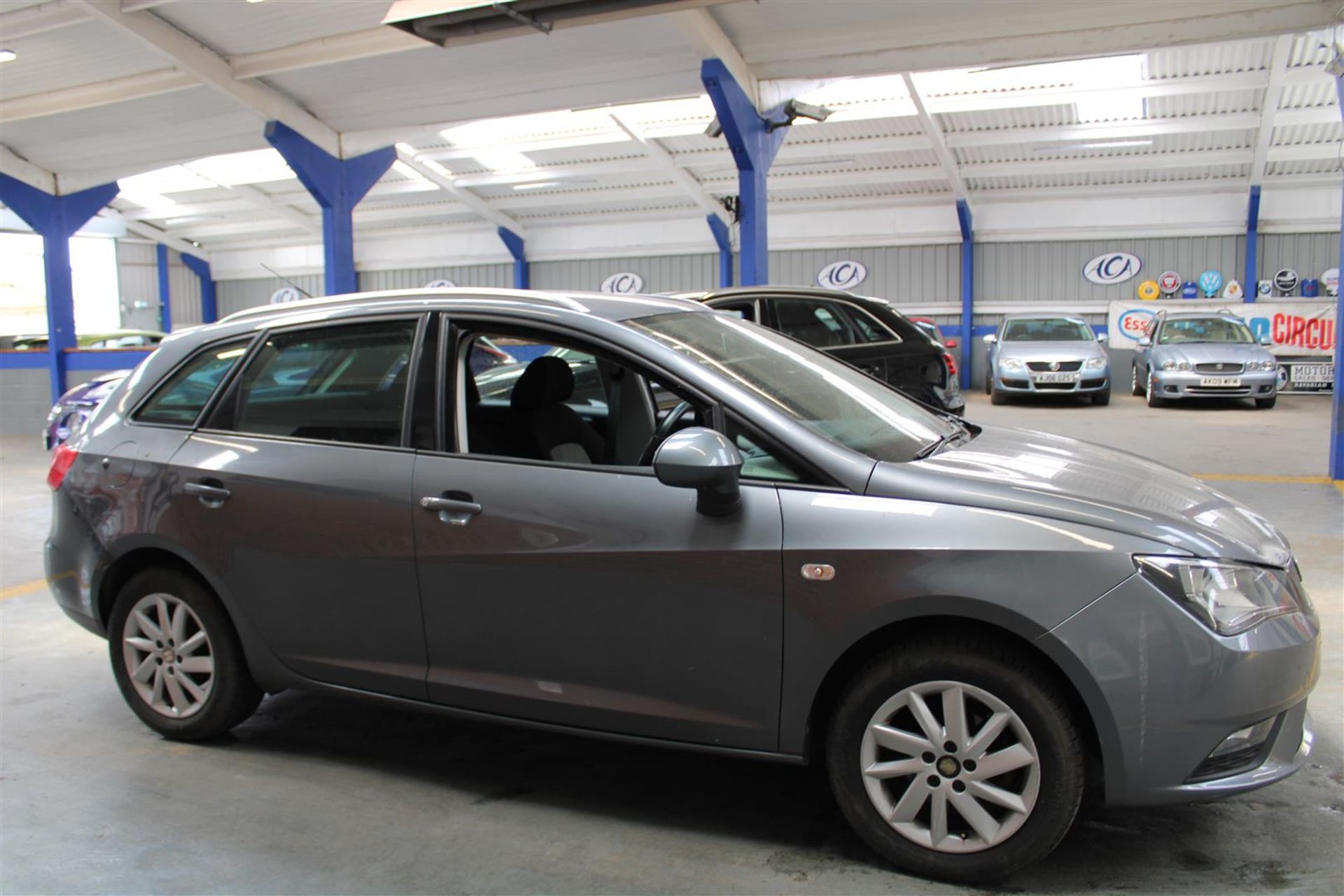 12 12 Seat Ibiza SE CR Eco TDI - Image 22 of 27