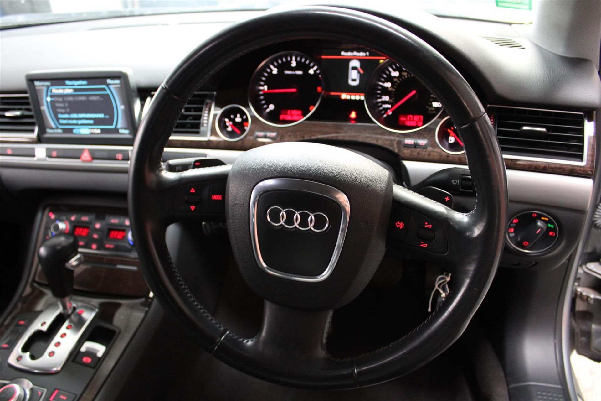 56 06 Audi A8 Sport TDI Quattro - Image 22 of 40