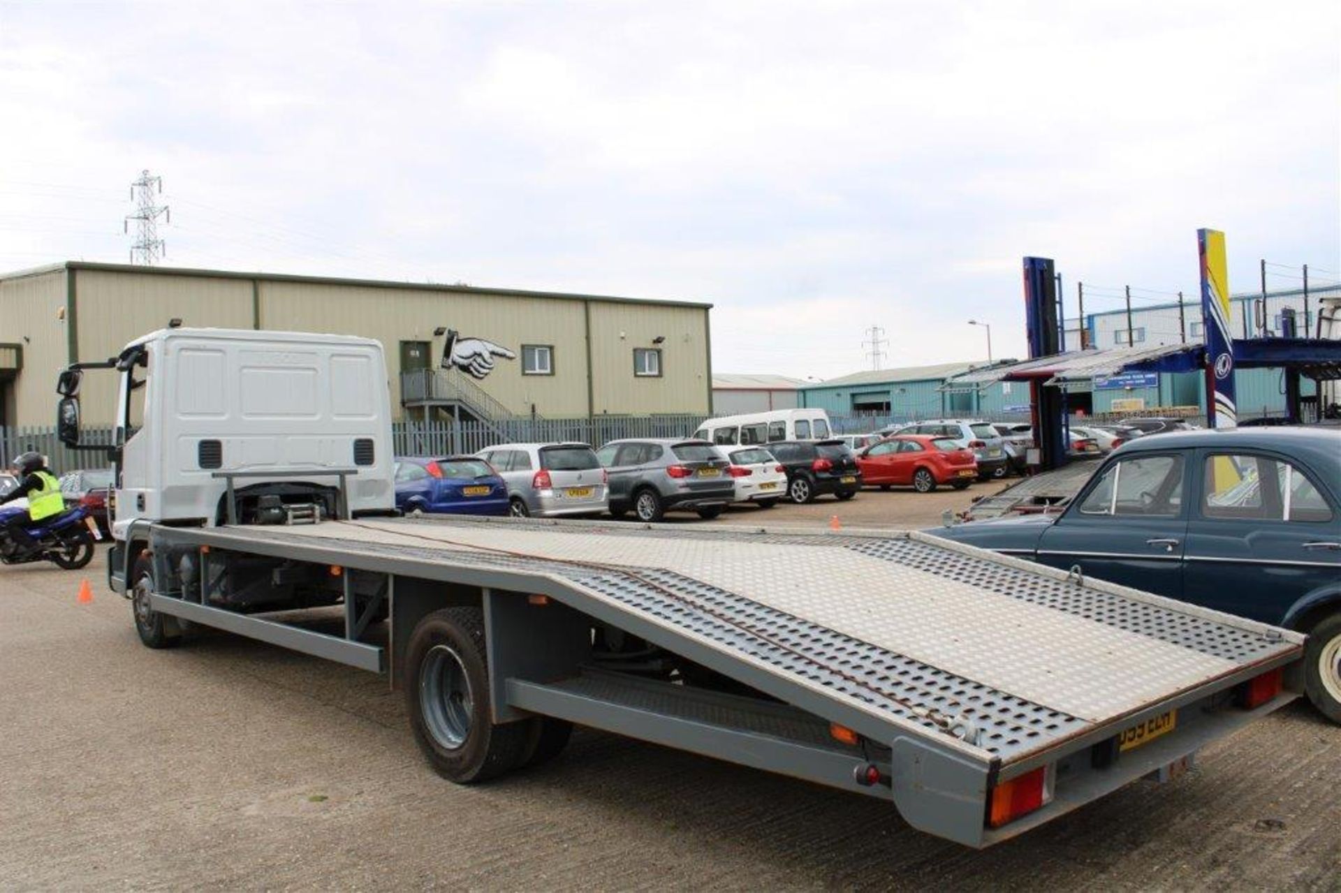 59 09 Iveco Breakdown Truck - Image 41 of 44