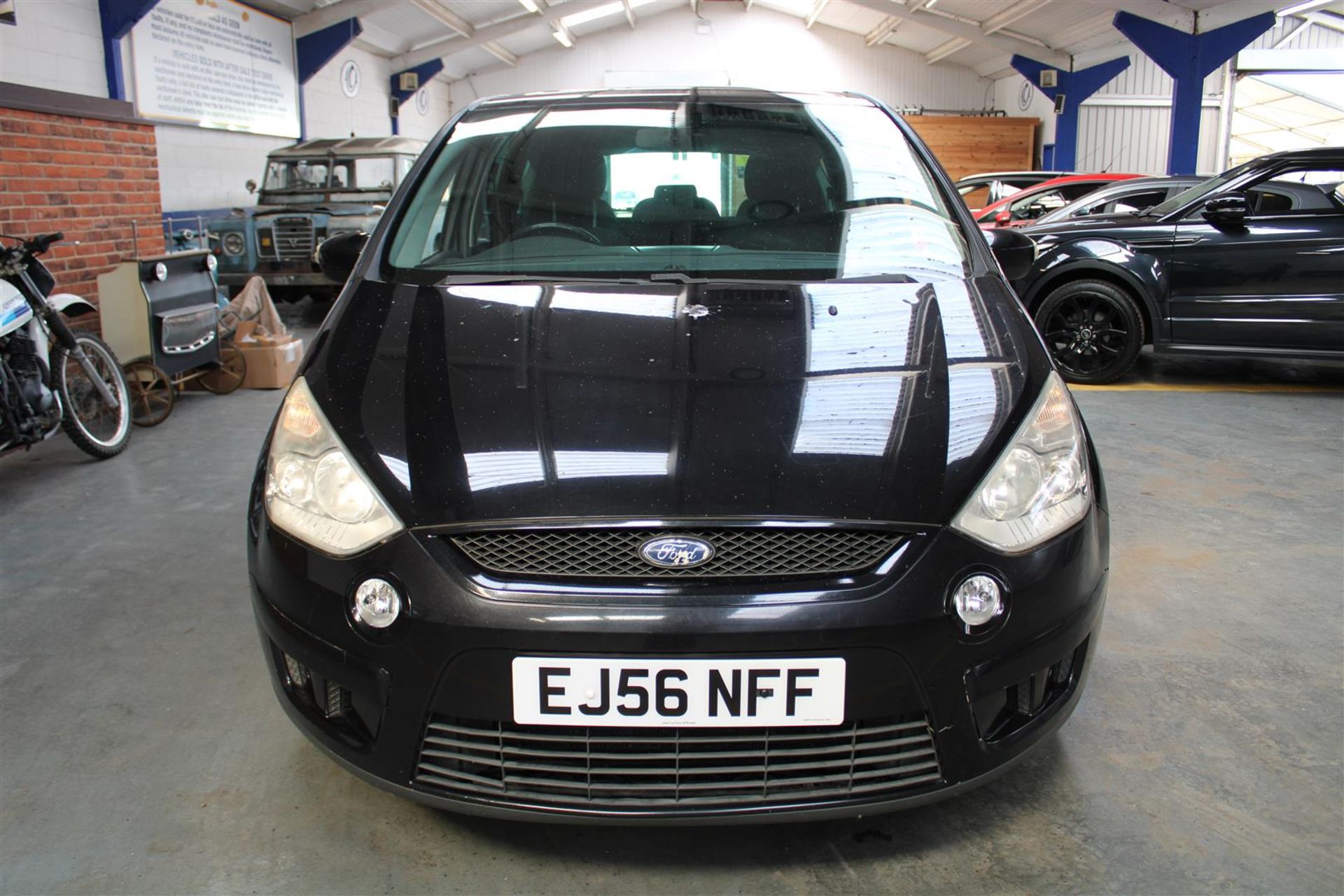 56 06 Ford S-Max Zetec TDCI 6G - Image 2 of 38