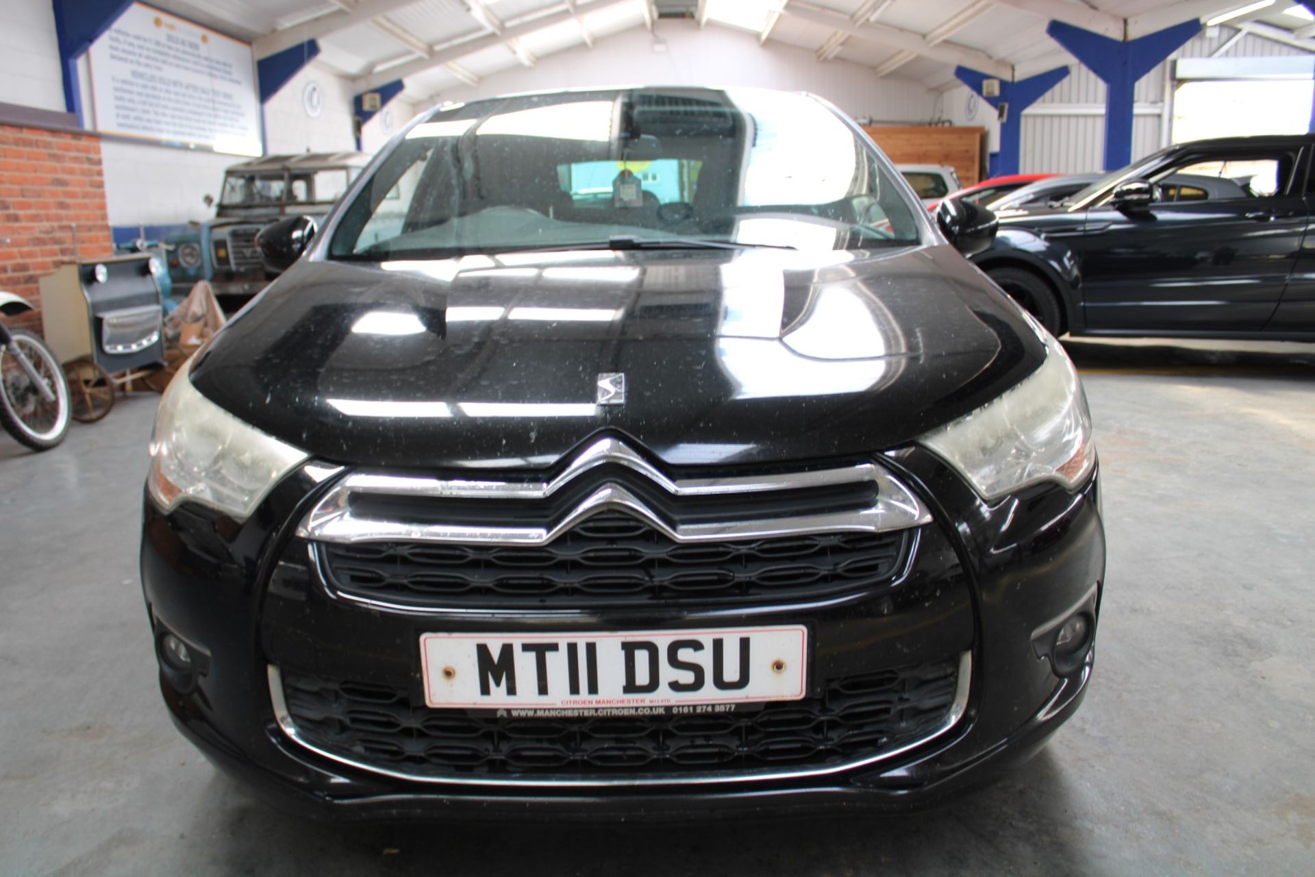 11 11 Citroen DS4 DStyle HDI - Image 2 of 35