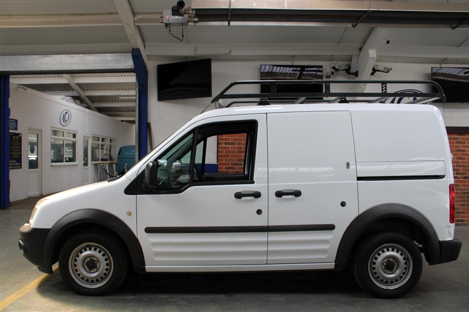 60 10 Ford Transit Connect 75 T200 - Image 34 of 34