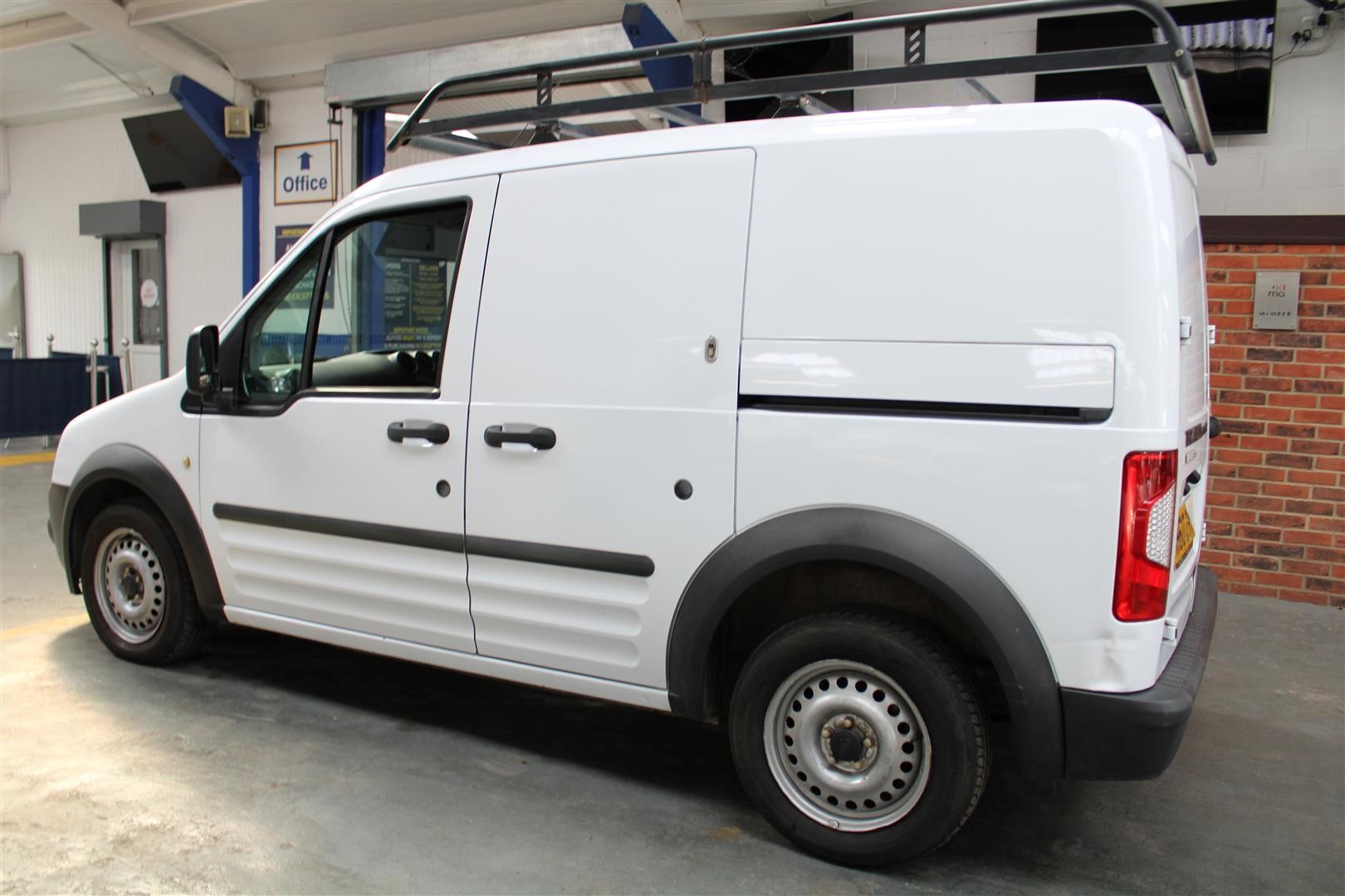 60 10 Ford Transit Connect 75 T200 - Image 33 of 34