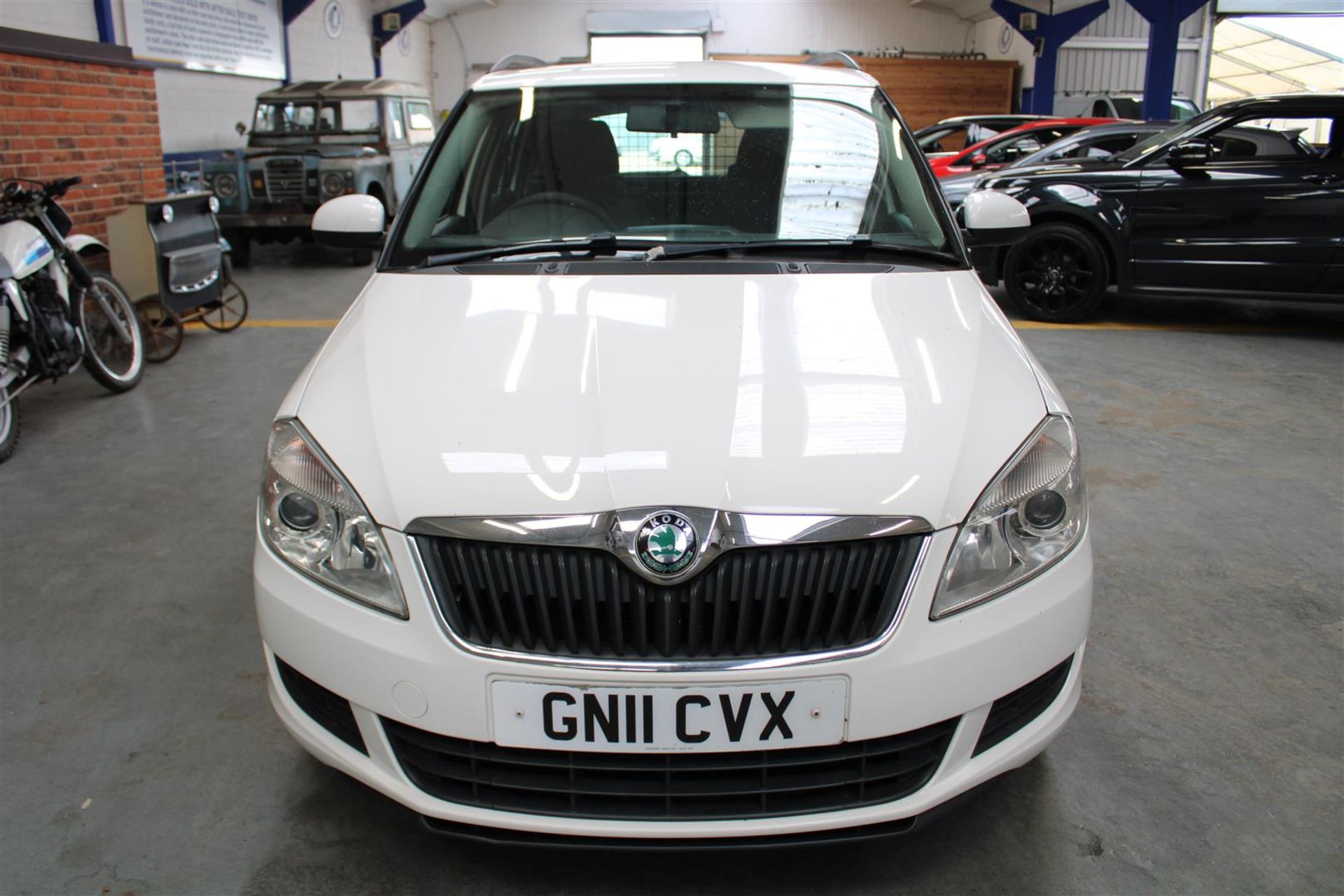 11 11 Skoda Fabia SE TDI CR 75 - Image 2 of 29