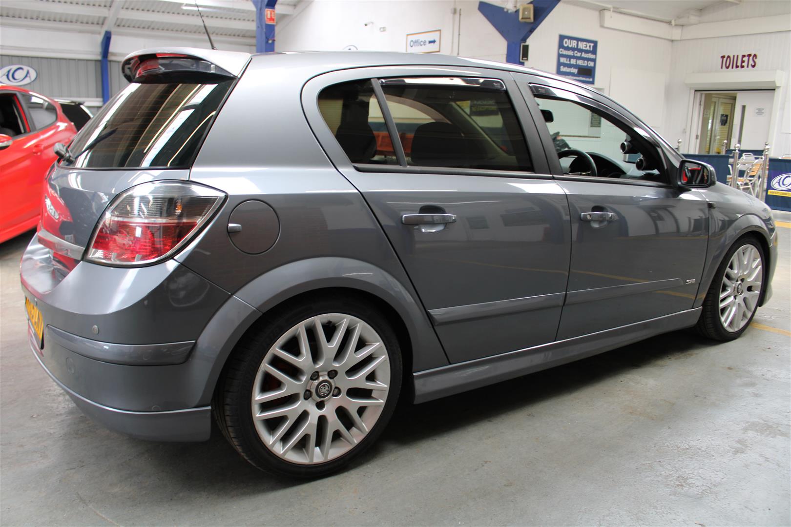 05 05 Vauxhall Astra SRI - Image 27 of 32