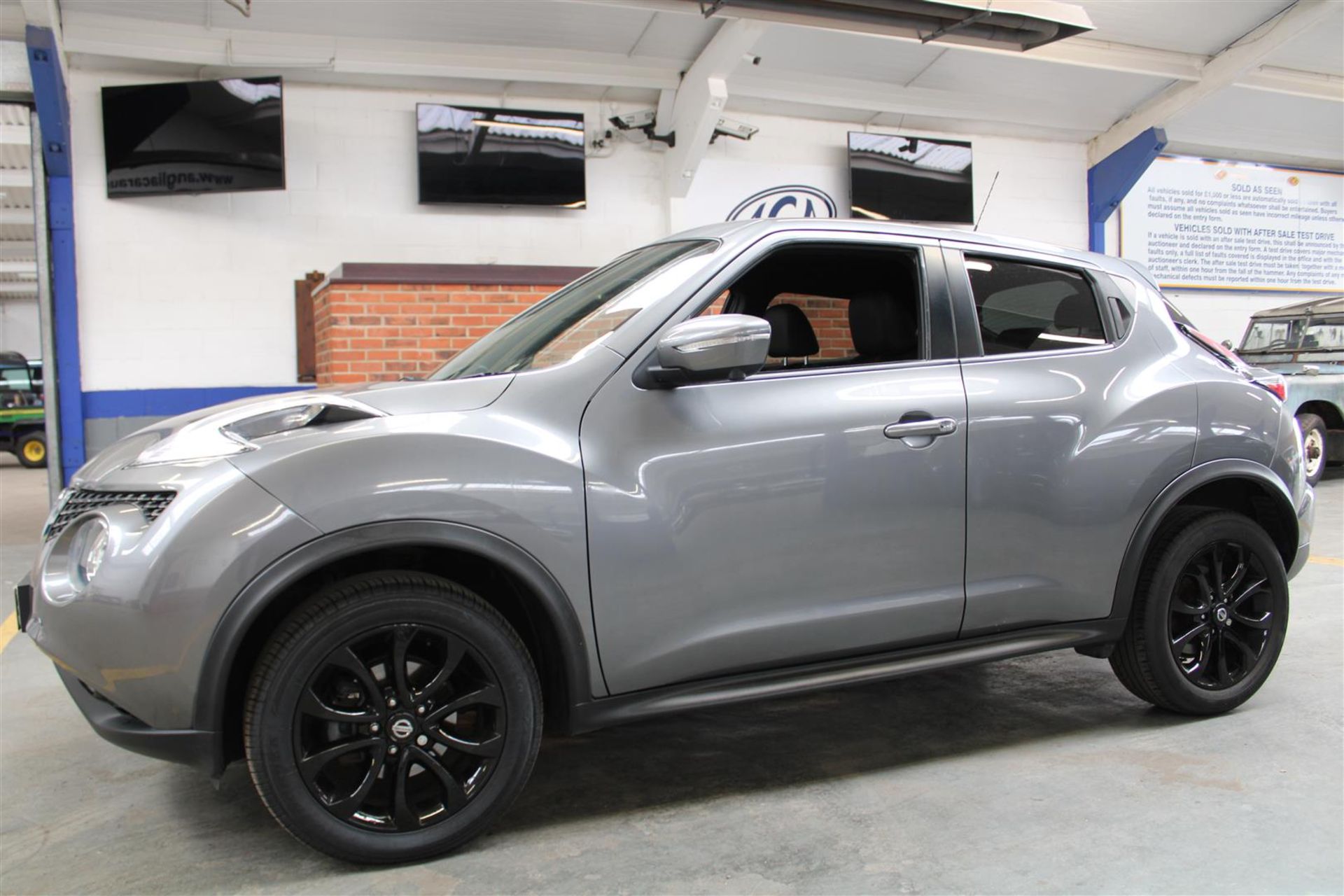 64 14 Nissan Juke Tekna Dig-T