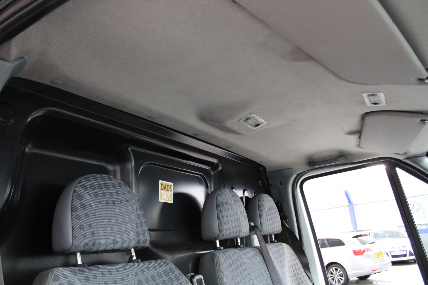 12 12 Ford Transit 85 T300M FWD - Image 15 of 30