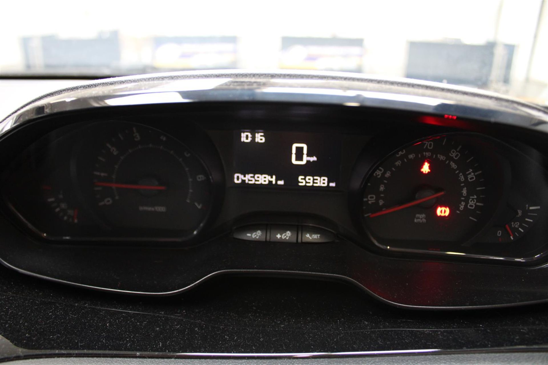 15 15 Peugeot 208 Access + - Image 3 of 33