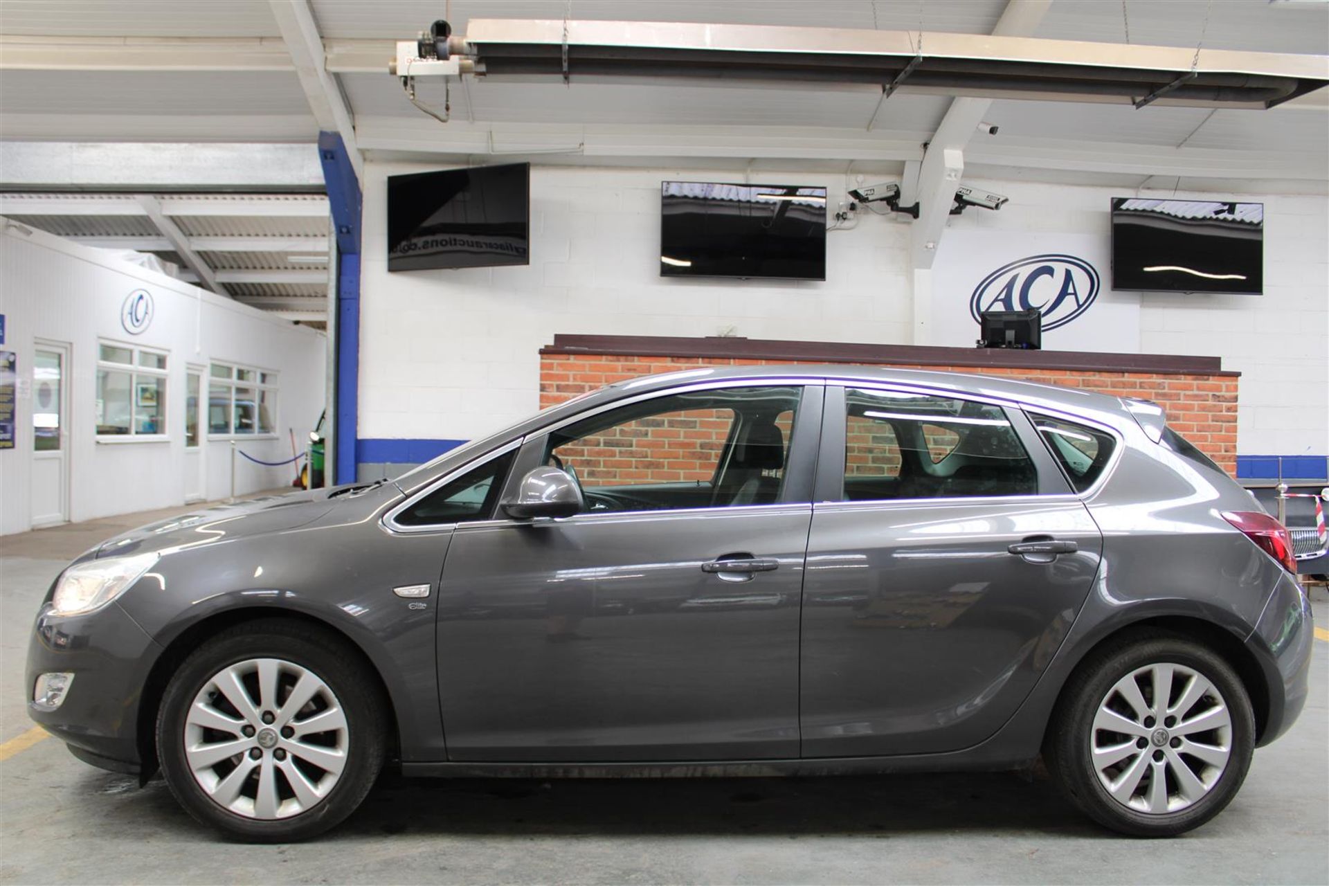 11 11 Vauxhall Astra Elite CDTI 157 - Image 32 of 32