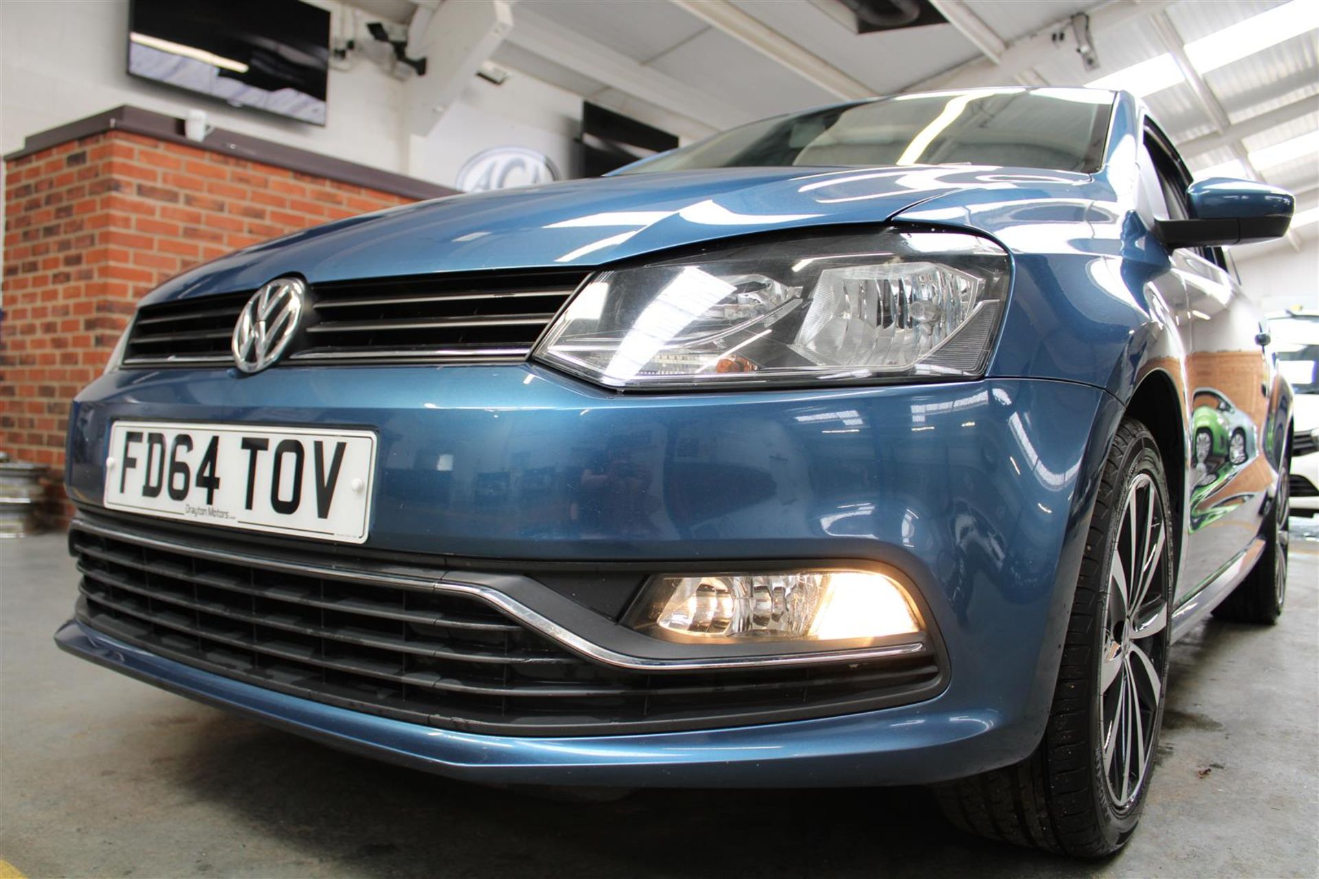 64 14 VW Polo SE TSI - Image 4 of 30