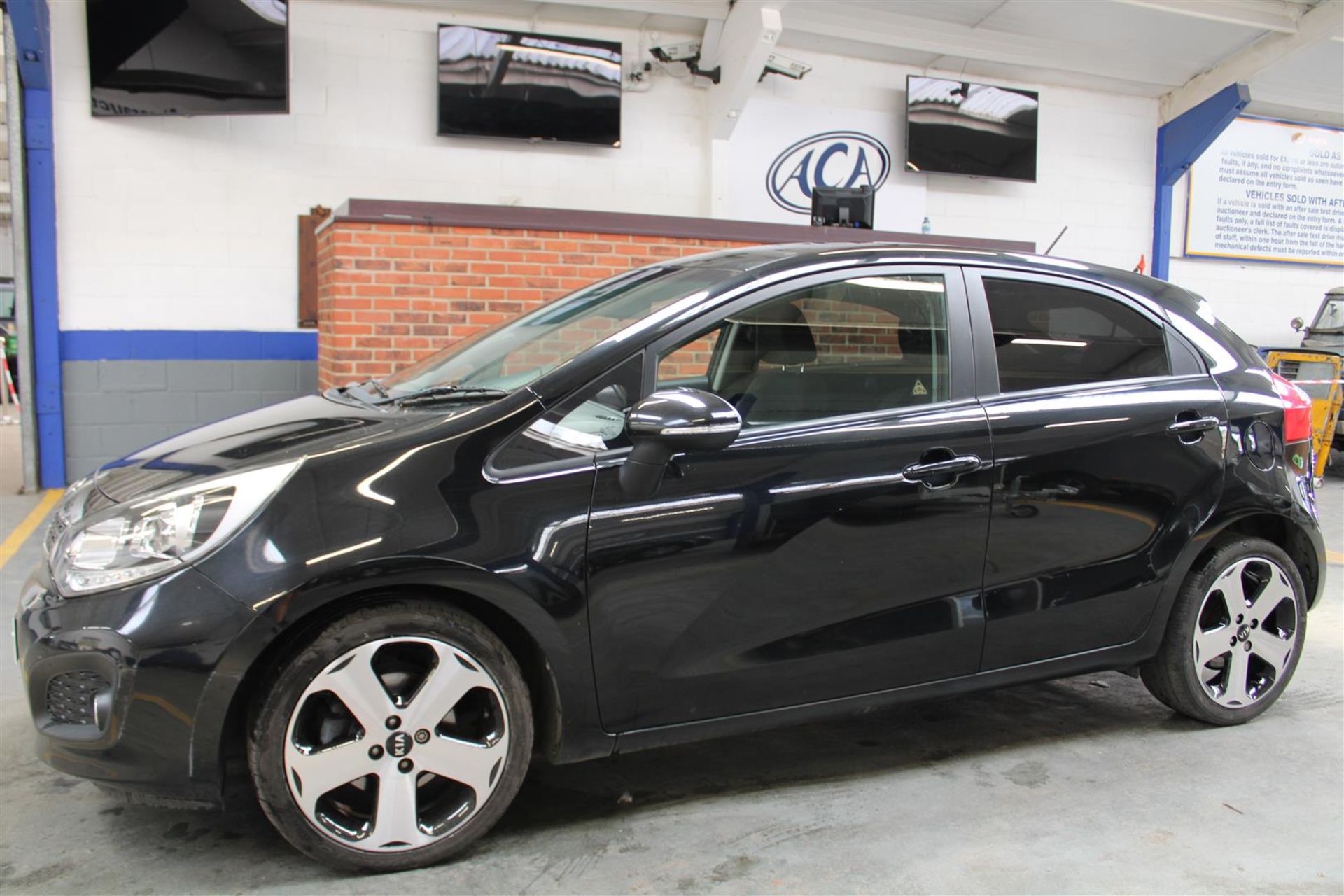 63 13 Kia Rio 3 Eco CRDI