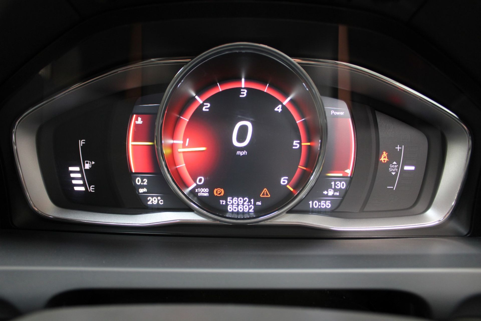 66 16 Volvo V60 Cross Country Lux - Image 3 of 34