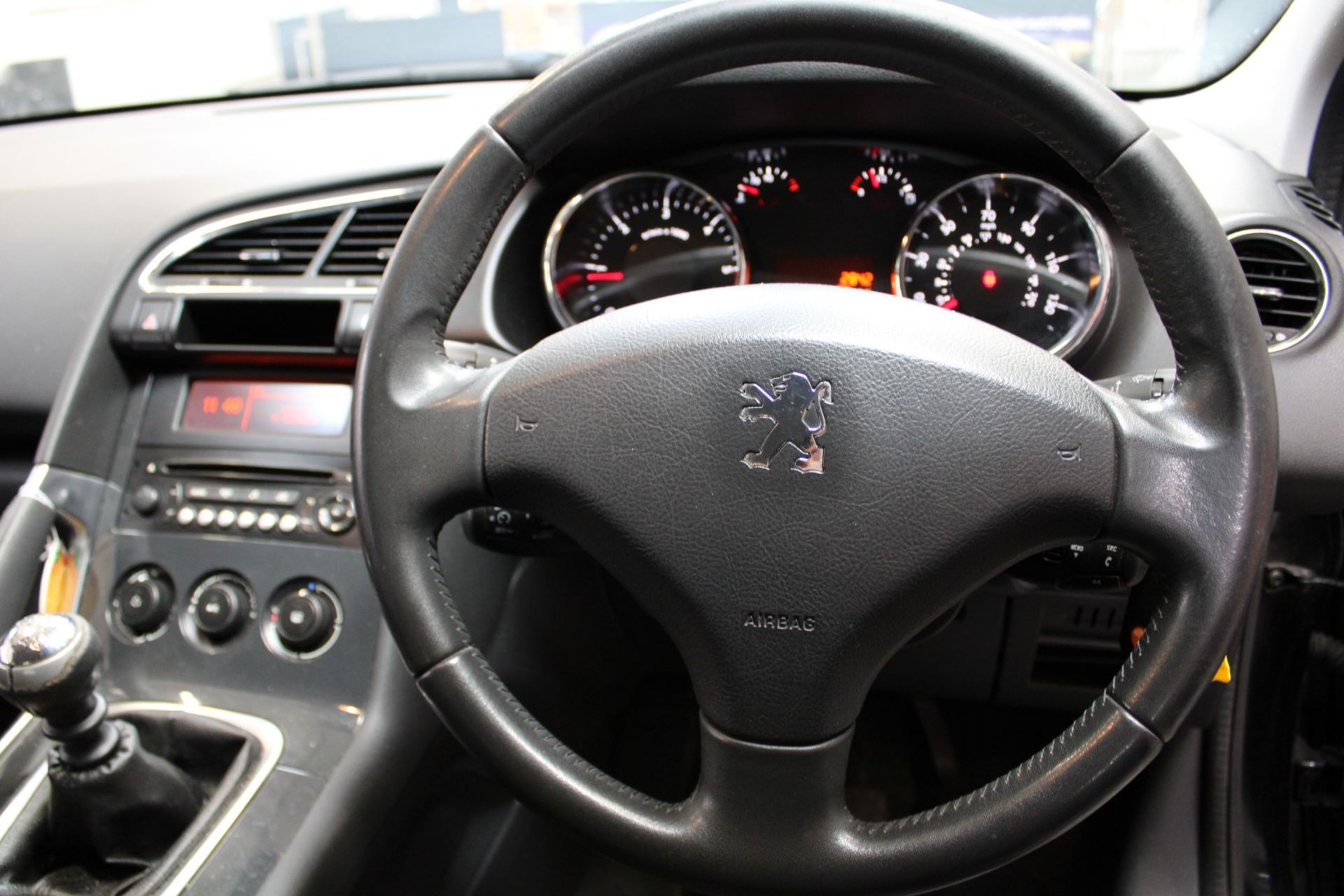 63 13 Peugeot 3008 Active HDI - Image 16 of 30