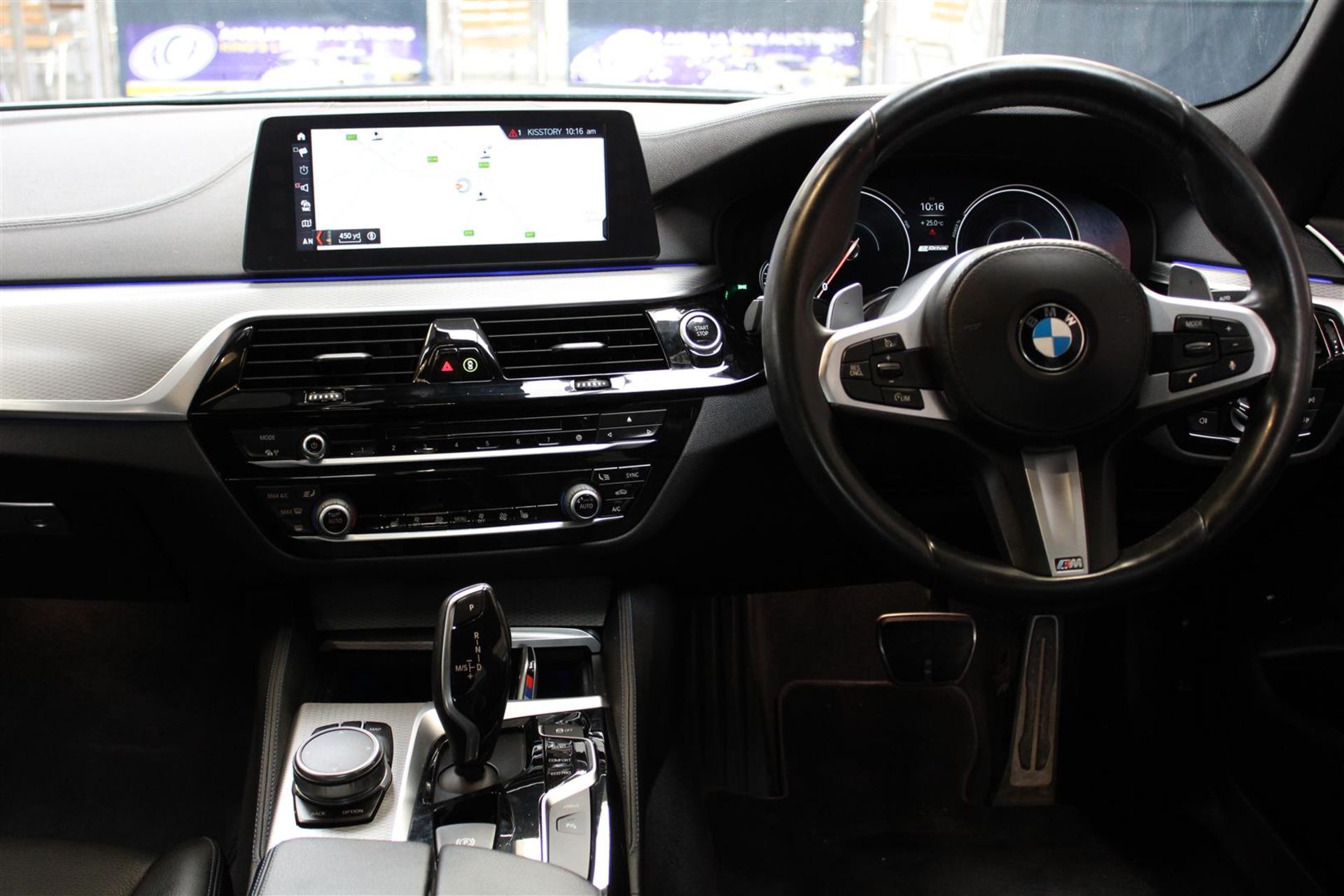 17 67 BMW 530E M Sport Auto - Image 7 of 42