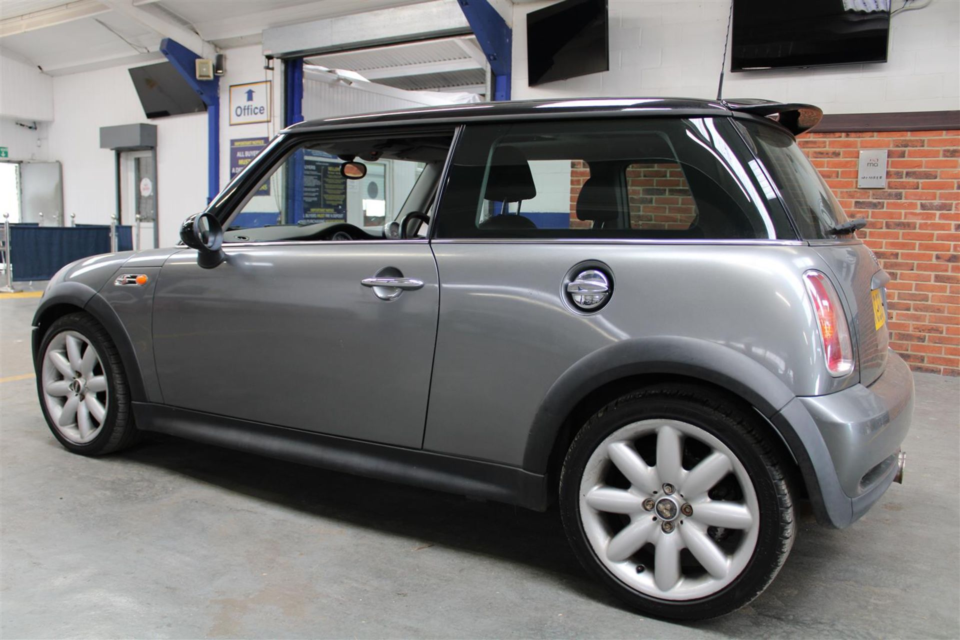 53 03 Mini Cooper S - Bild 32 aus 33