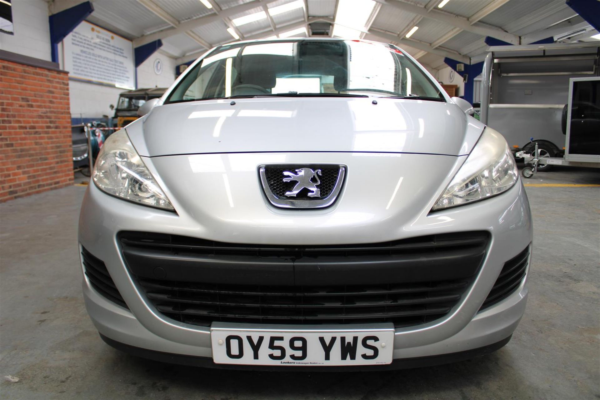 59 09 Peugeot 207 S - Image 2 of 36