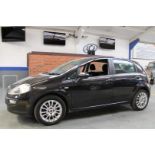 10 10 Fiat Punto Evo Eleganza M-Jet