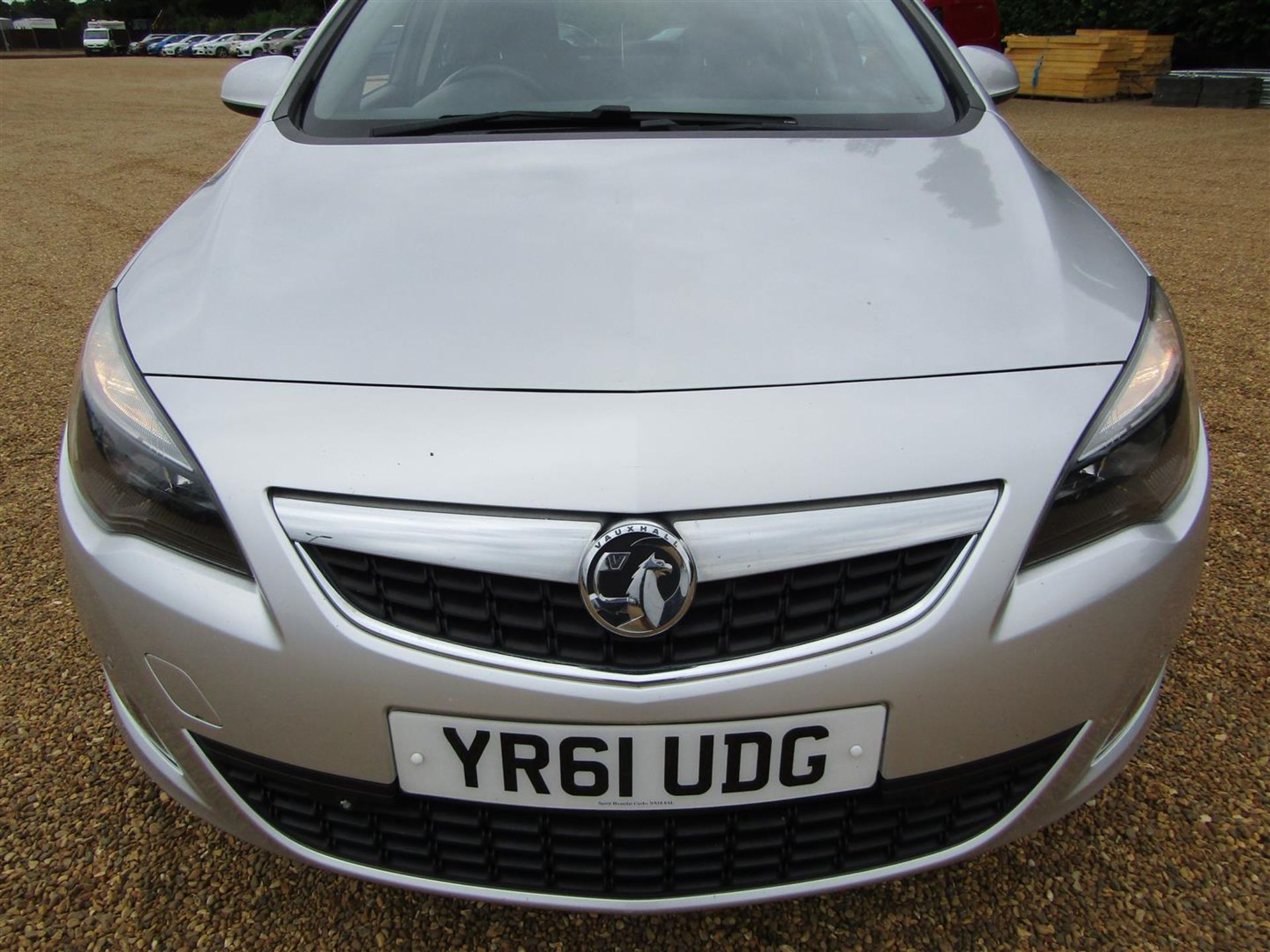 61 11 Vauxhall Astra SRI CDTI - Image 2 of 22